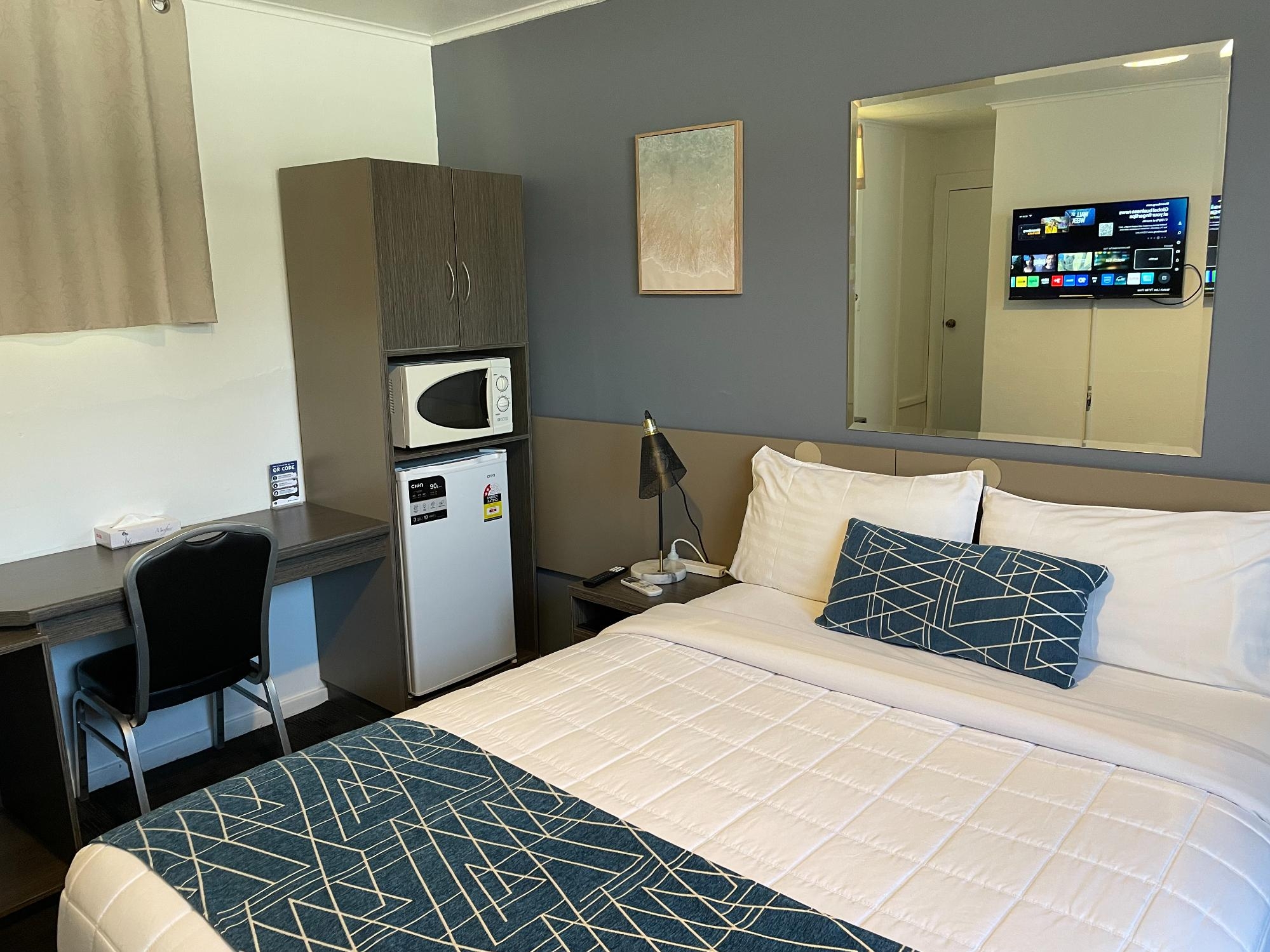 Queen Room