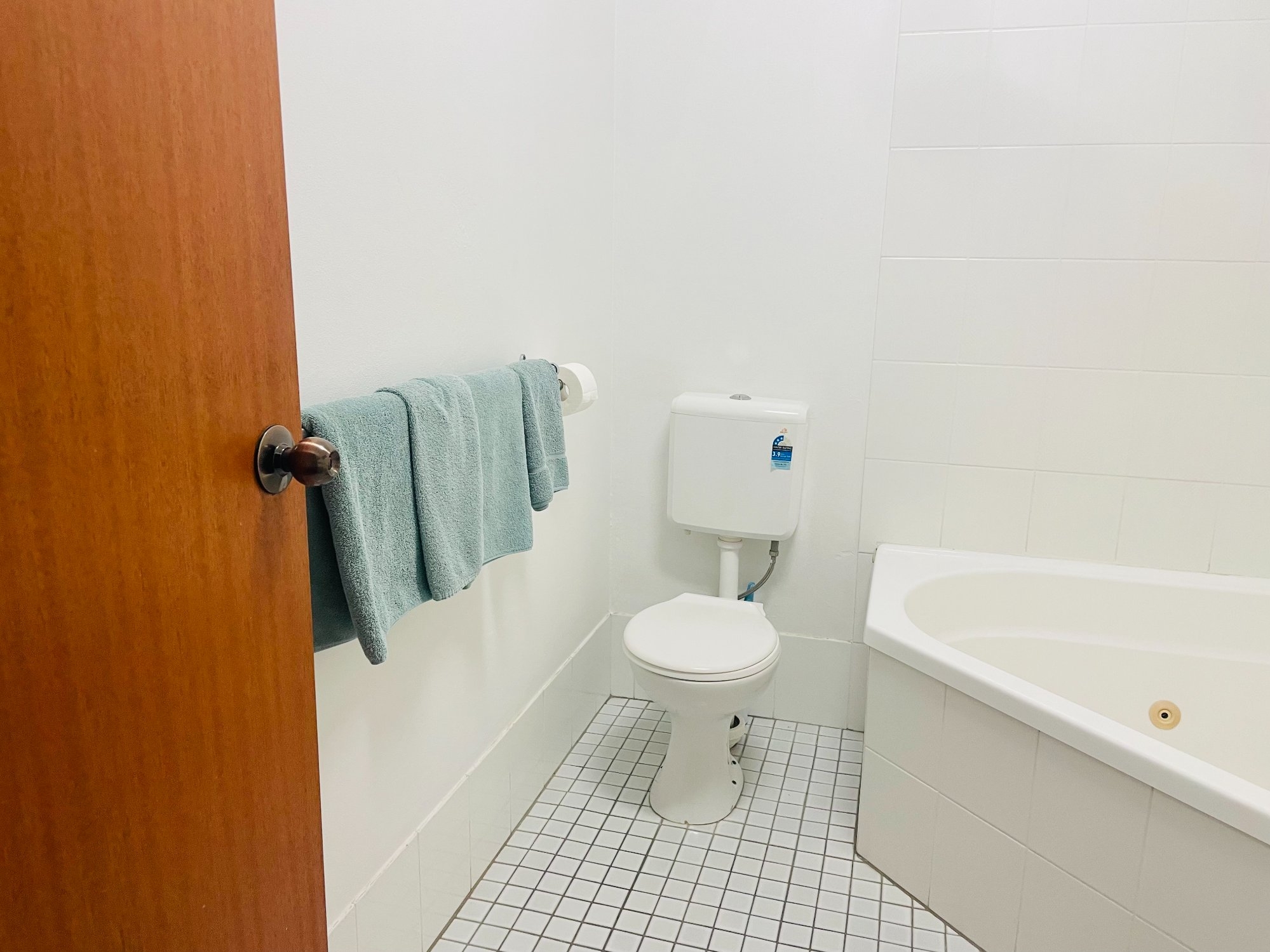 Deluxe Spa Room