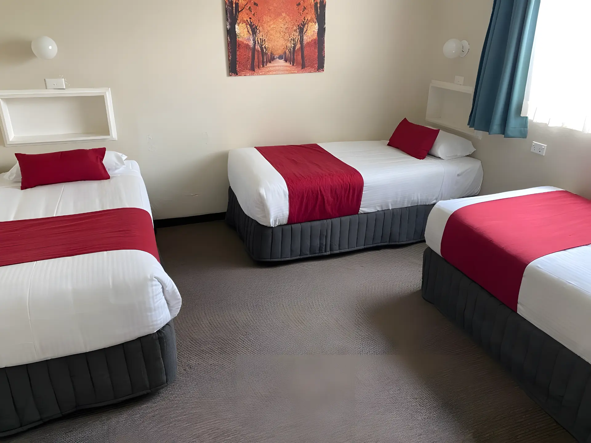 Country Gardens Motel