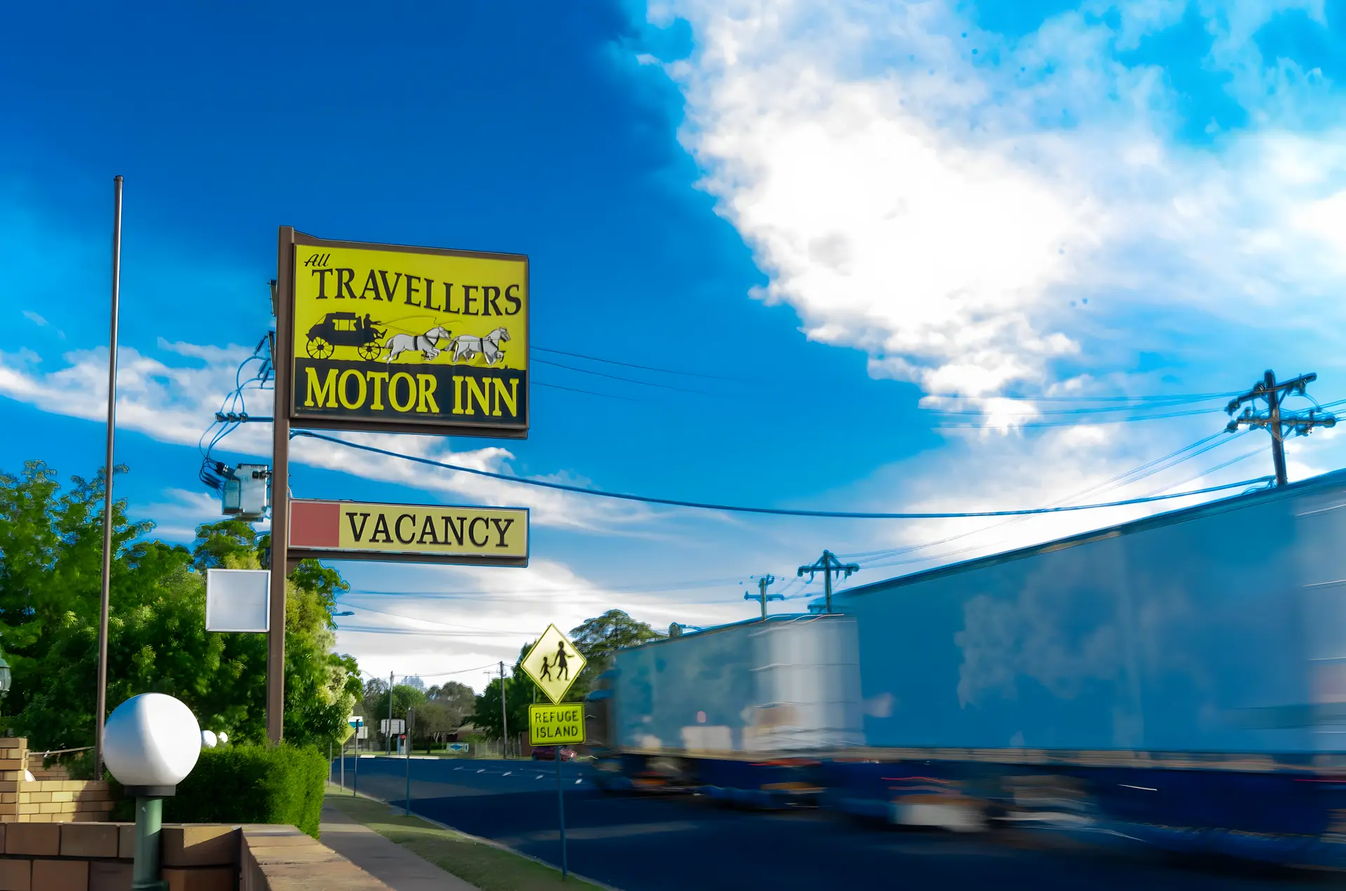 All Travellers Motor Inn