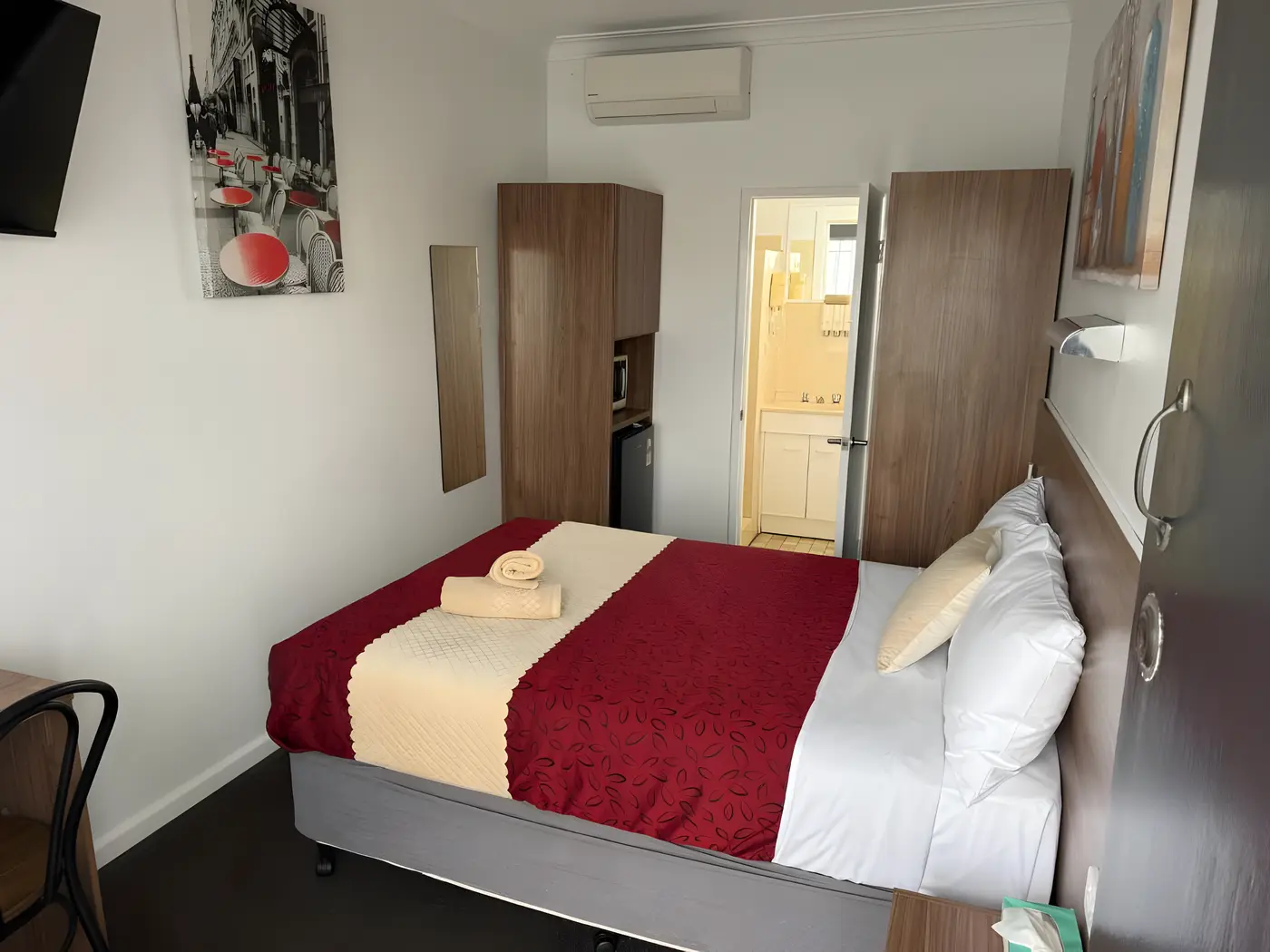 Double Room (Upstairs)