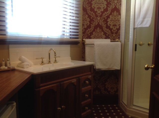 Premium King Suite 2