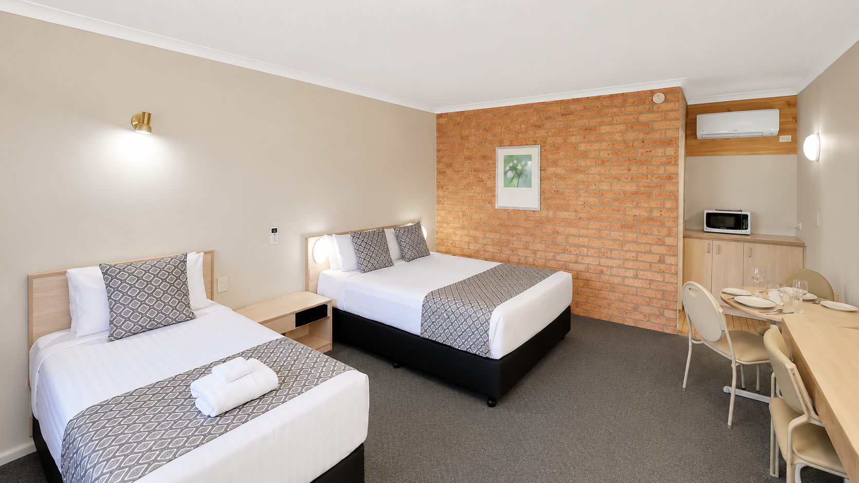 Blue Diamond Motor Inn