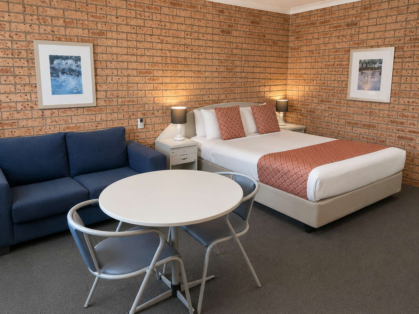 Blue Diamond Motor Inn