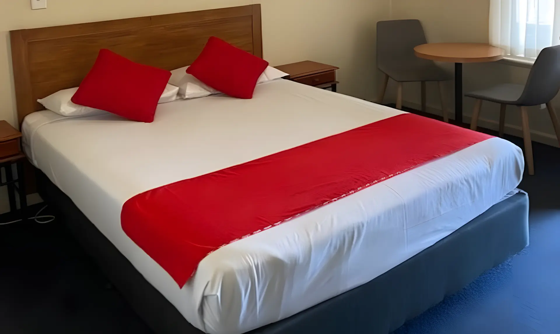 ECHUCA MOTEL & RESORT