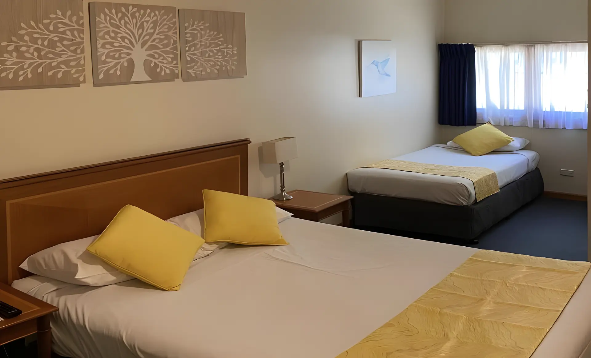 ECHUCA MOTEL & RESORT