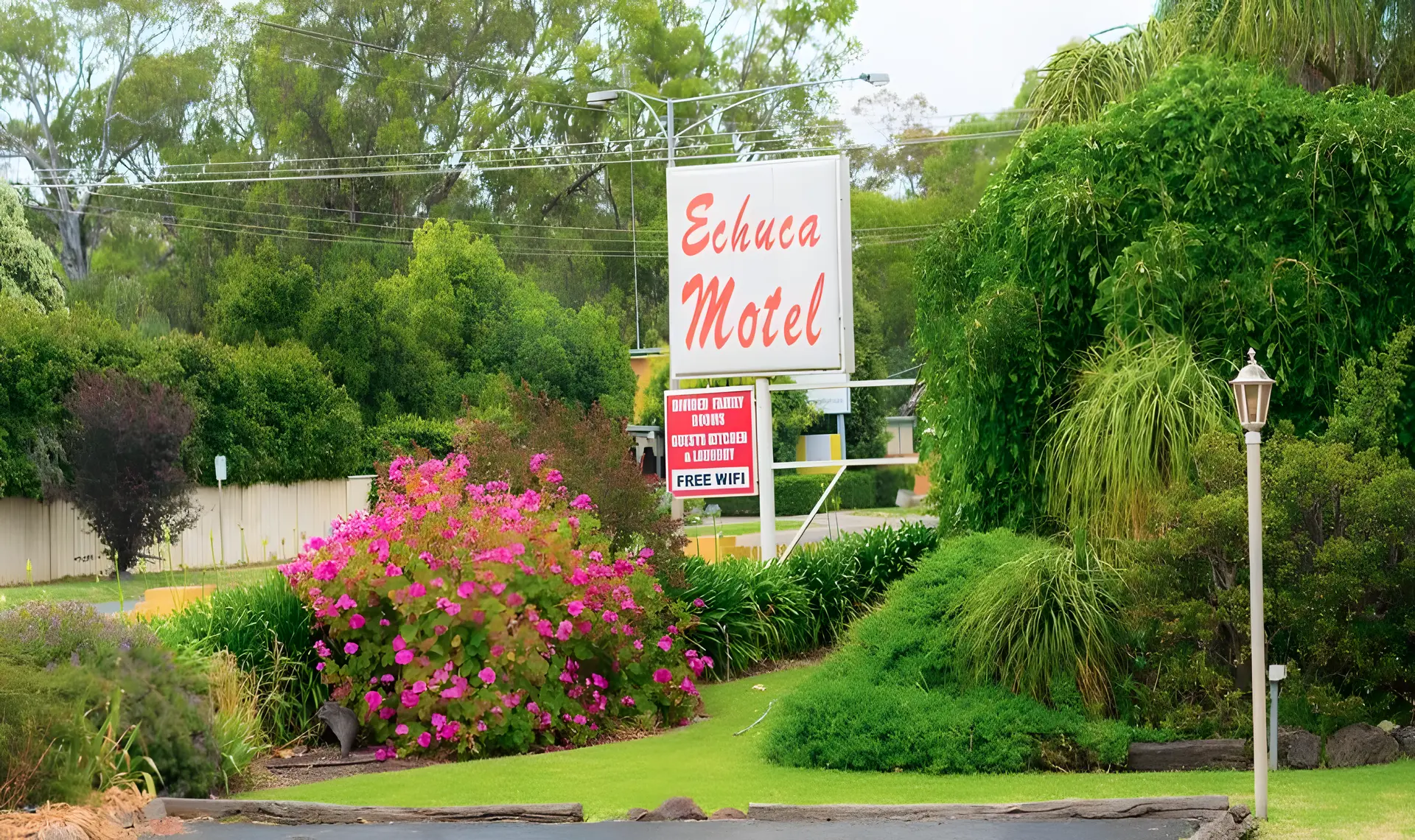 ECHUCA MOTEL & RESORT