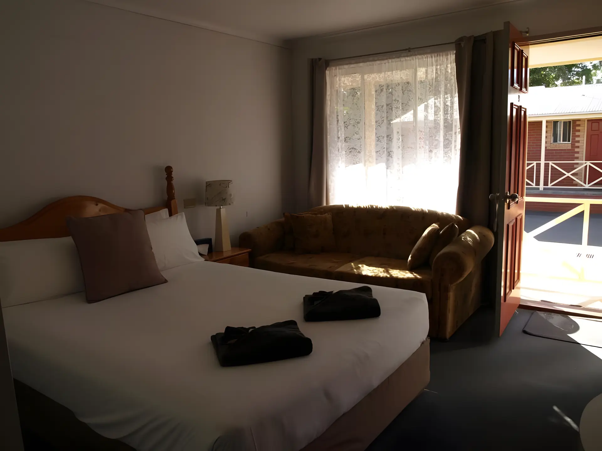 Standard Suite With Spa Bath