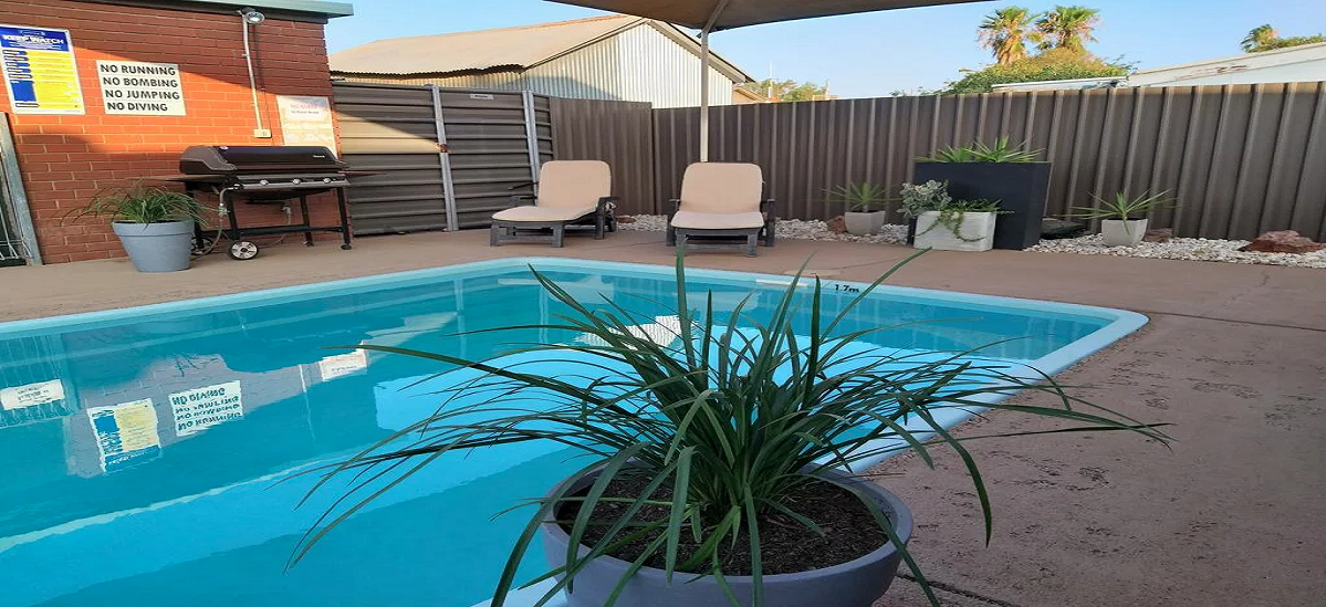 Country Mile Motor Inn