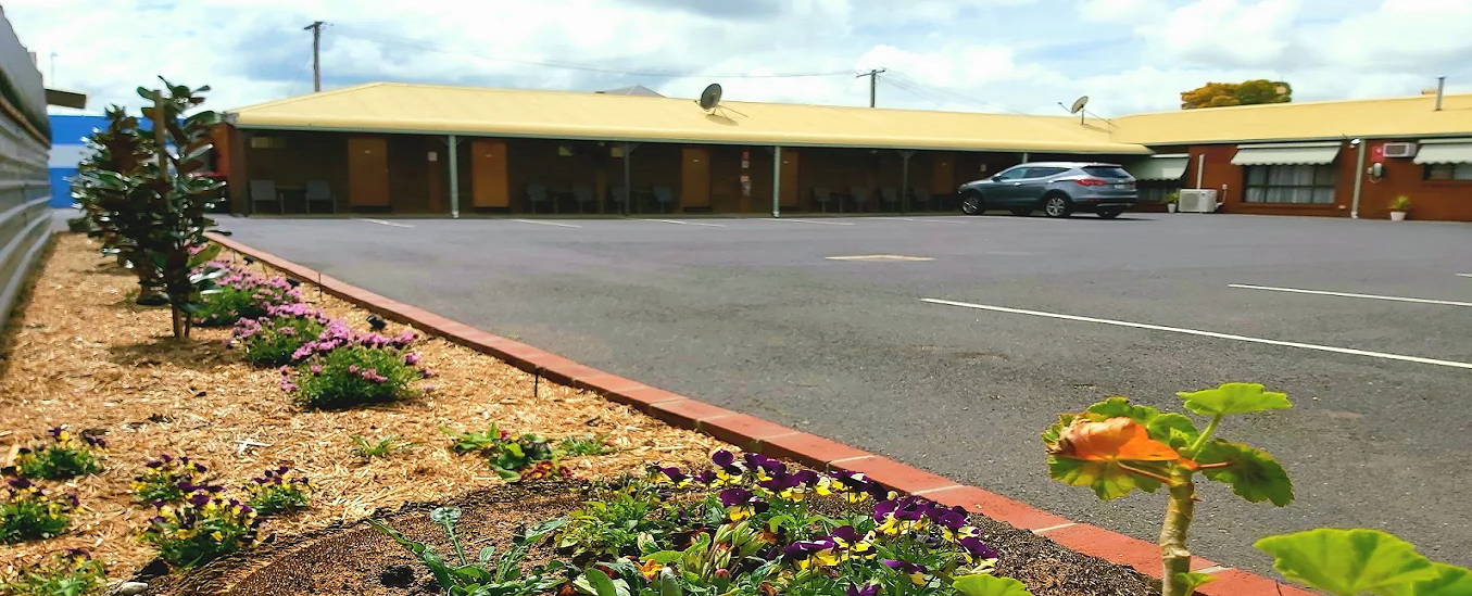 Country Mile Motor Inn