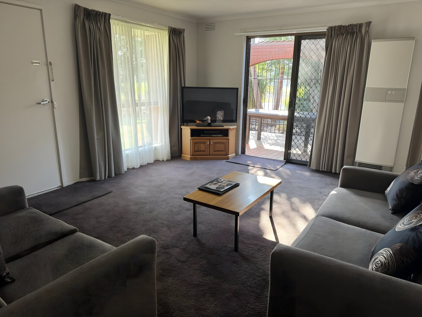 2 Bedroom King / Queen - 4 Adult