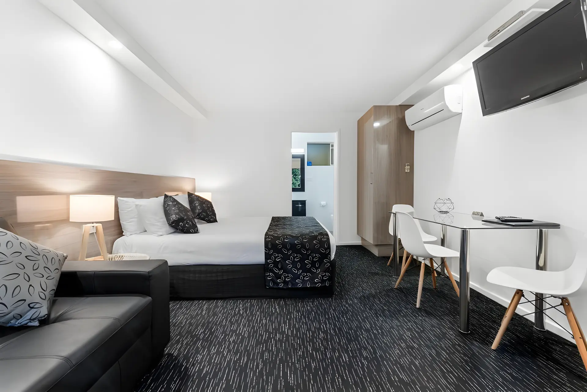 Superior Queen Room