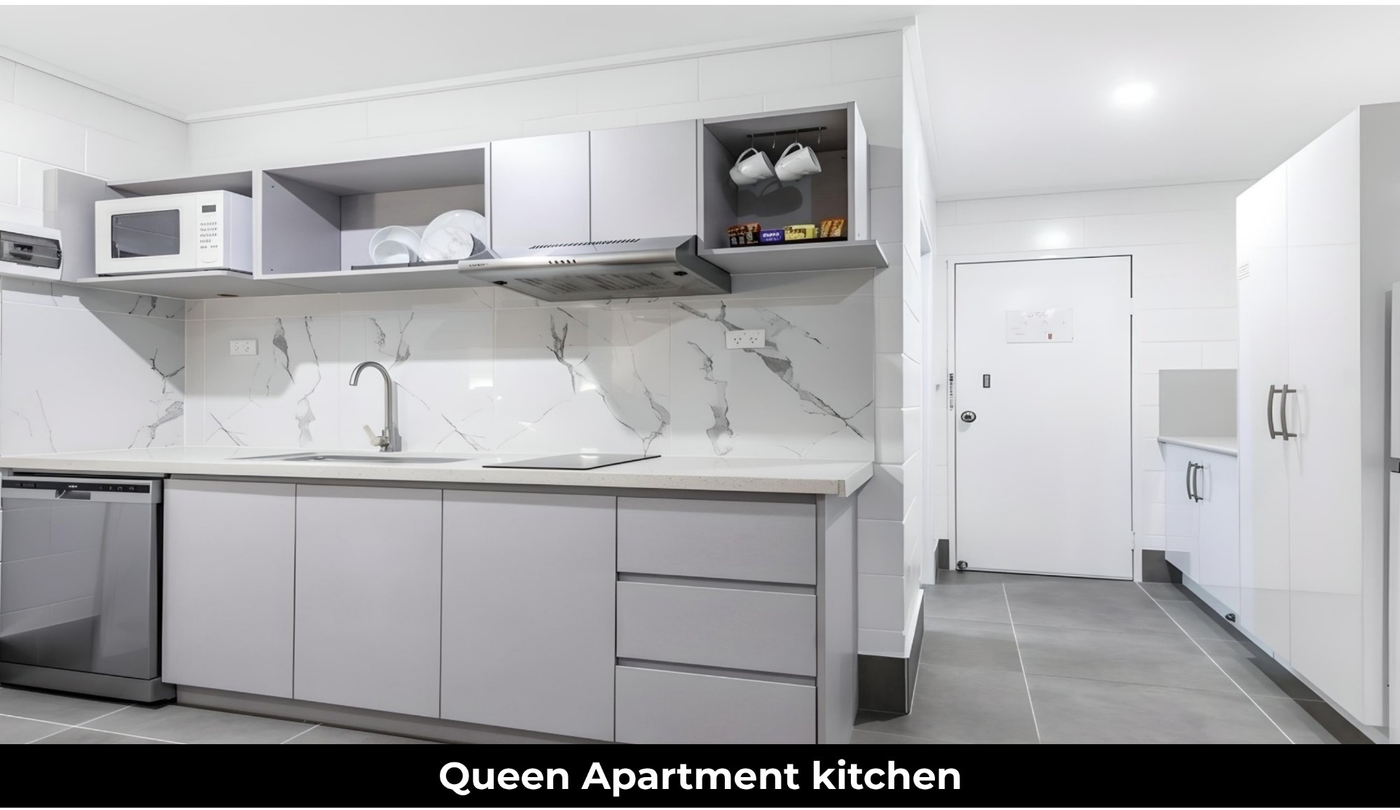 Queen Apartment Book Direct and Save up to 20%