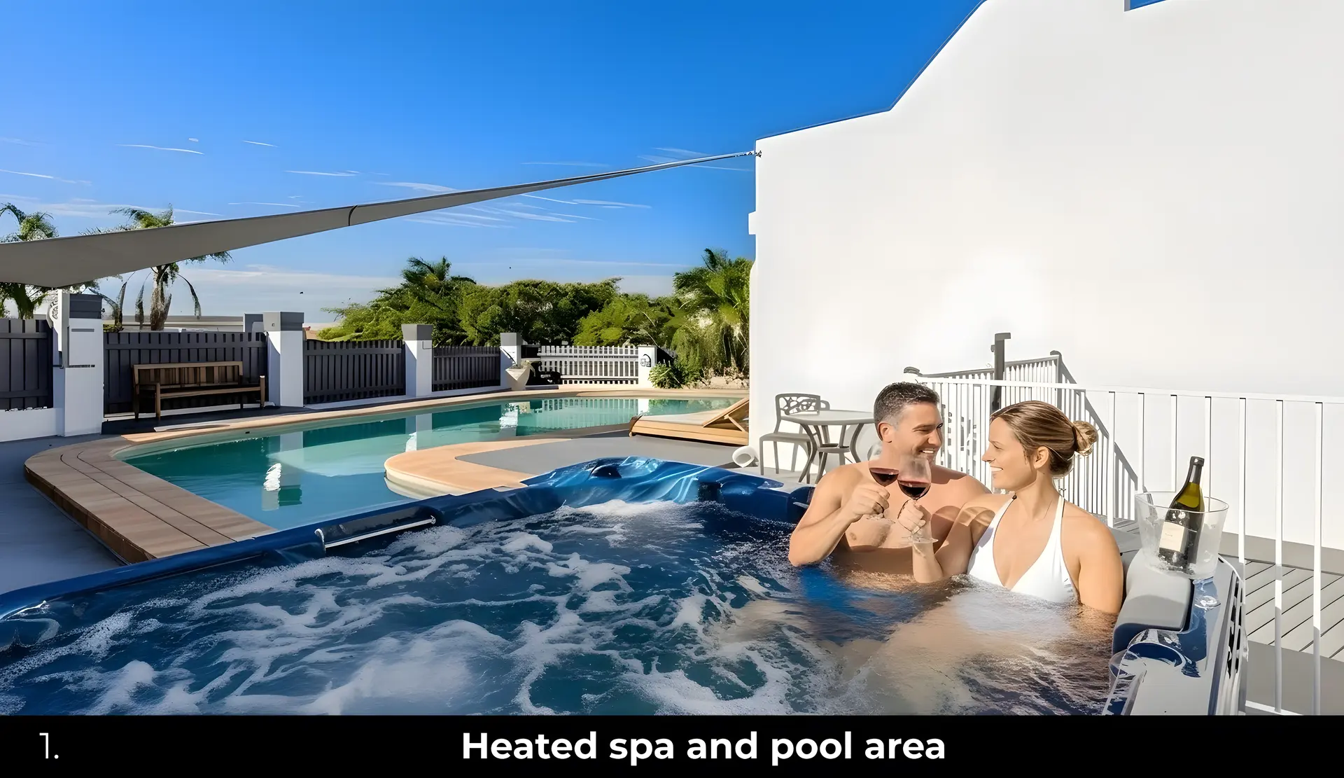 Aaron Motel Gladstone Book Direct and Save