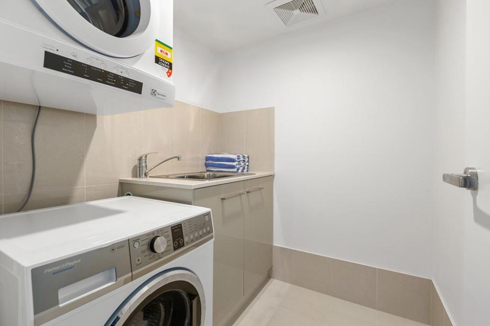 901 - 3 Bedroom Apartment - (3N+)