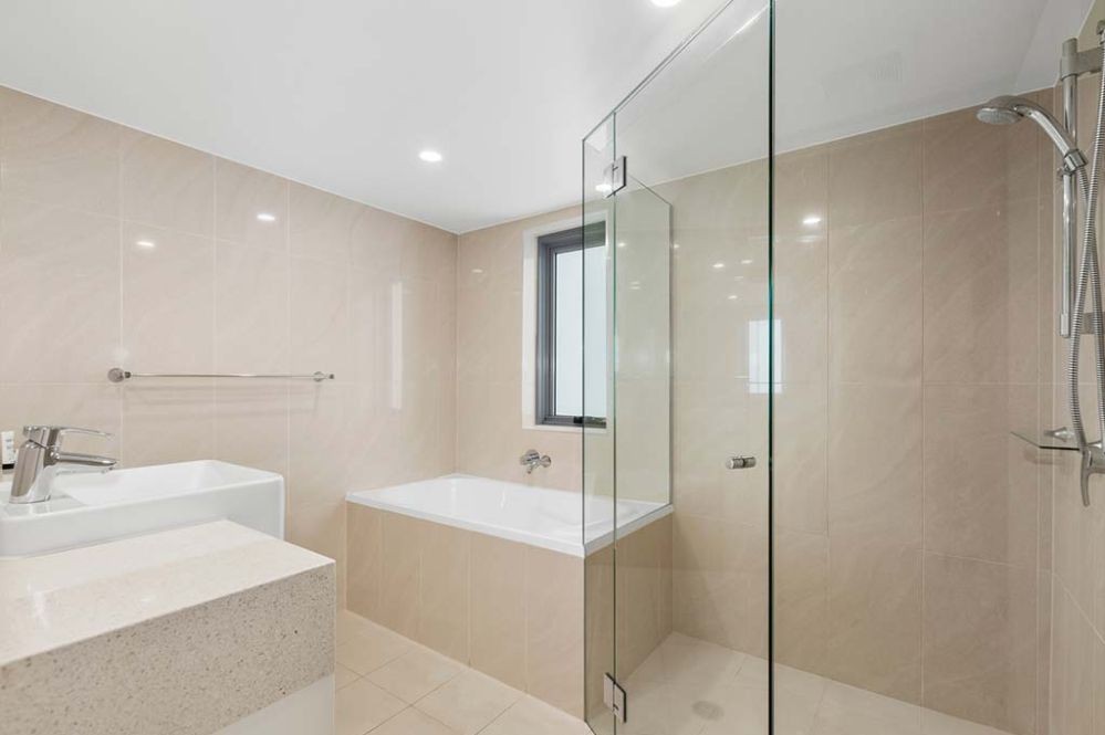 903 - 3 Bedroom Apartment - (3N+)