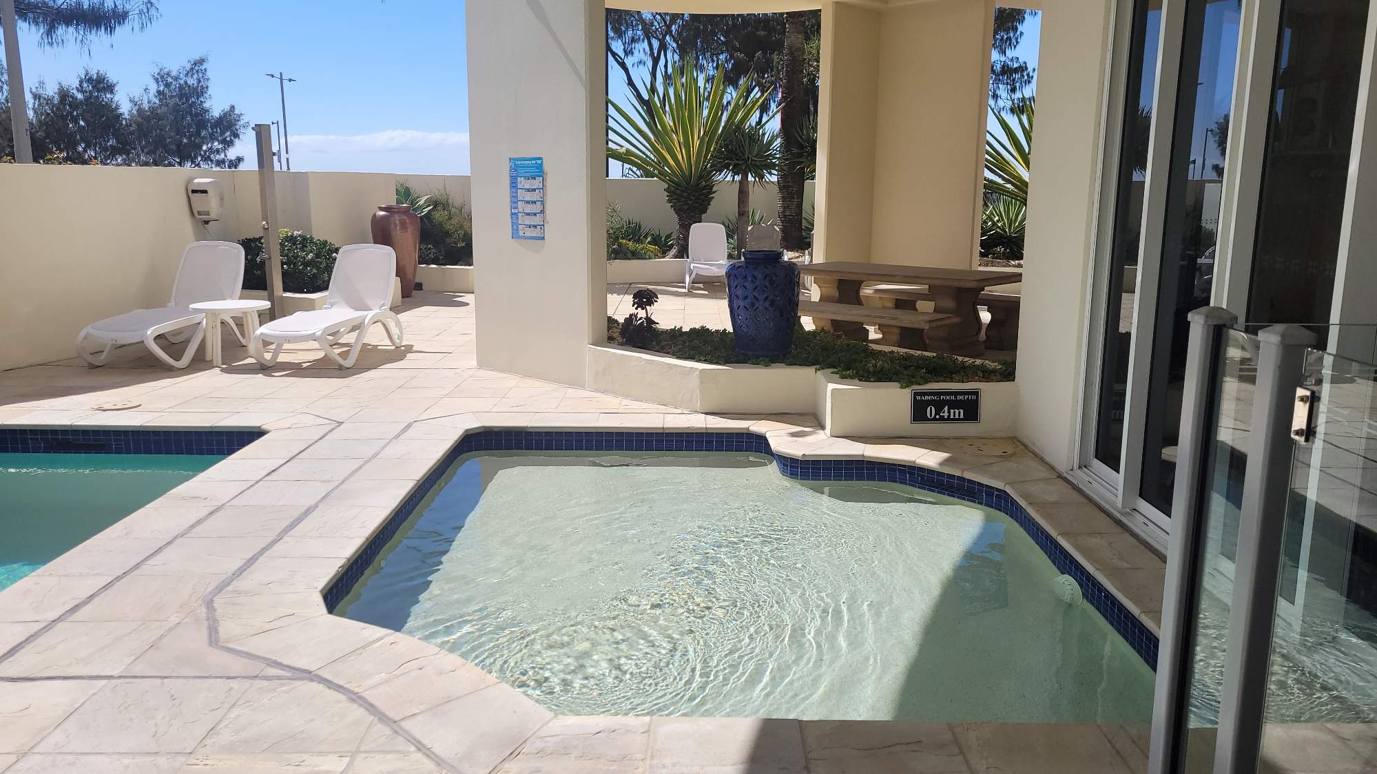 Three-Bedroom Apartment Esplanade