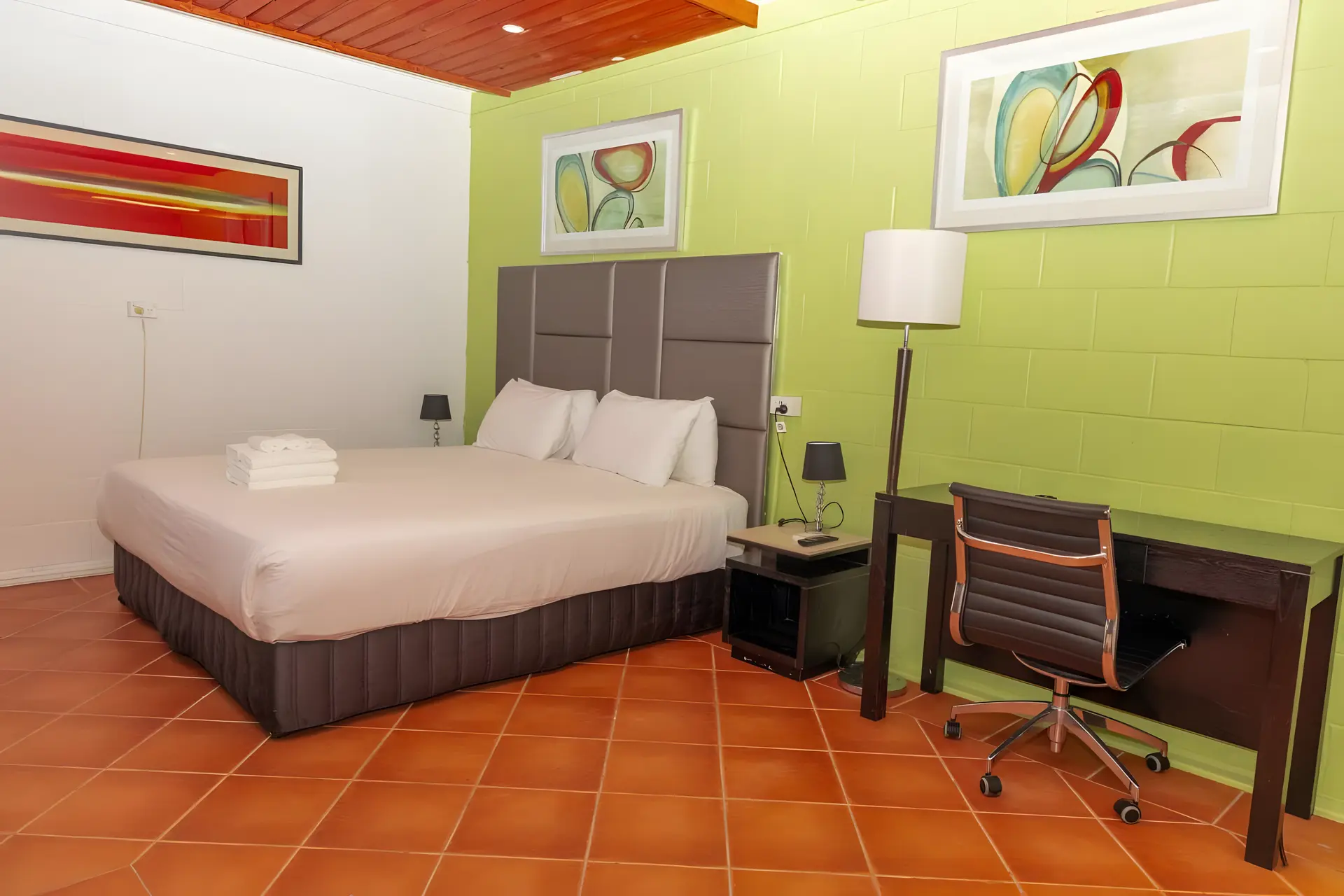 GOSFORD INN MOTEL