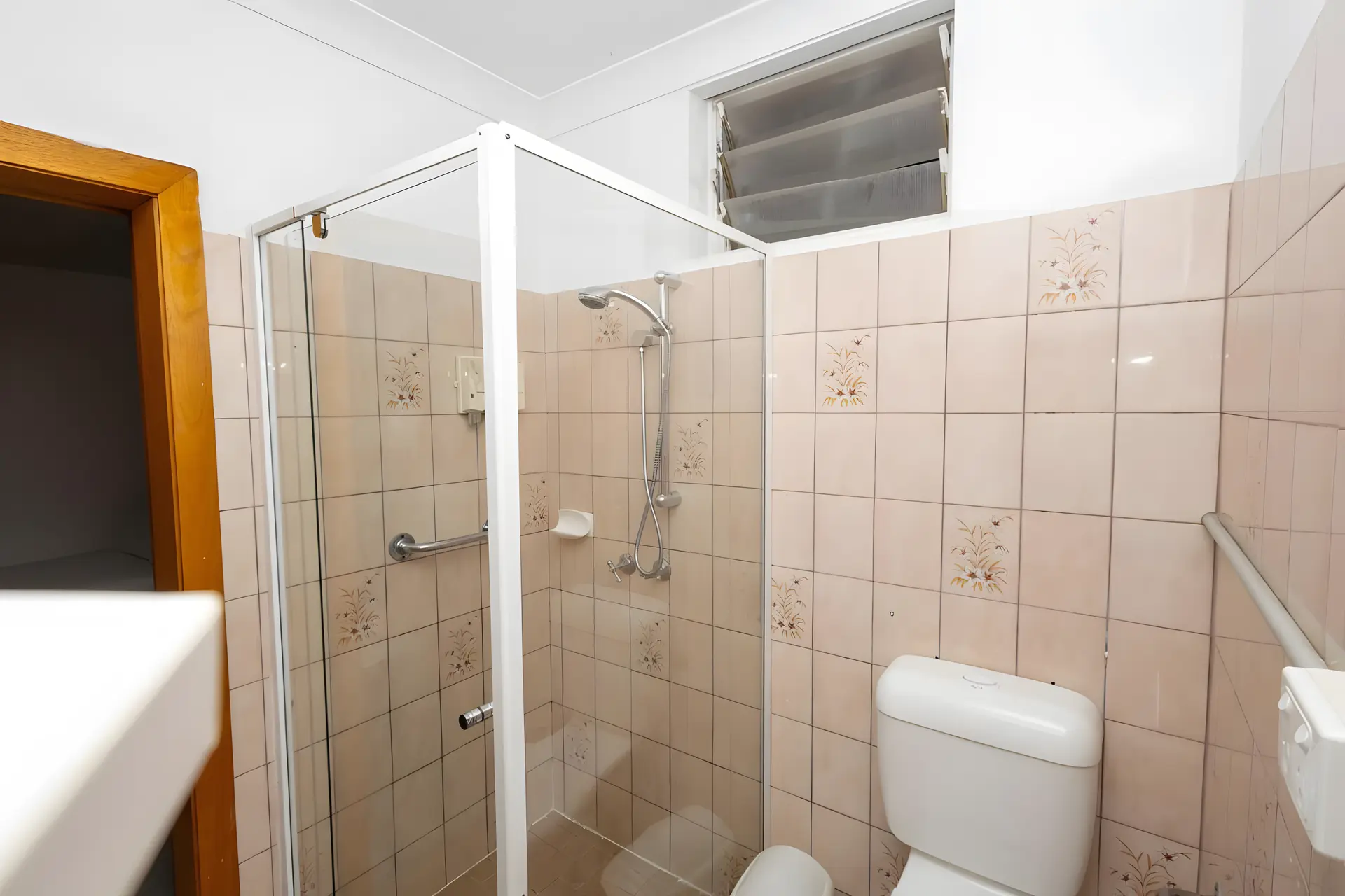 Double Plus 1 Queen Ensuite Room
