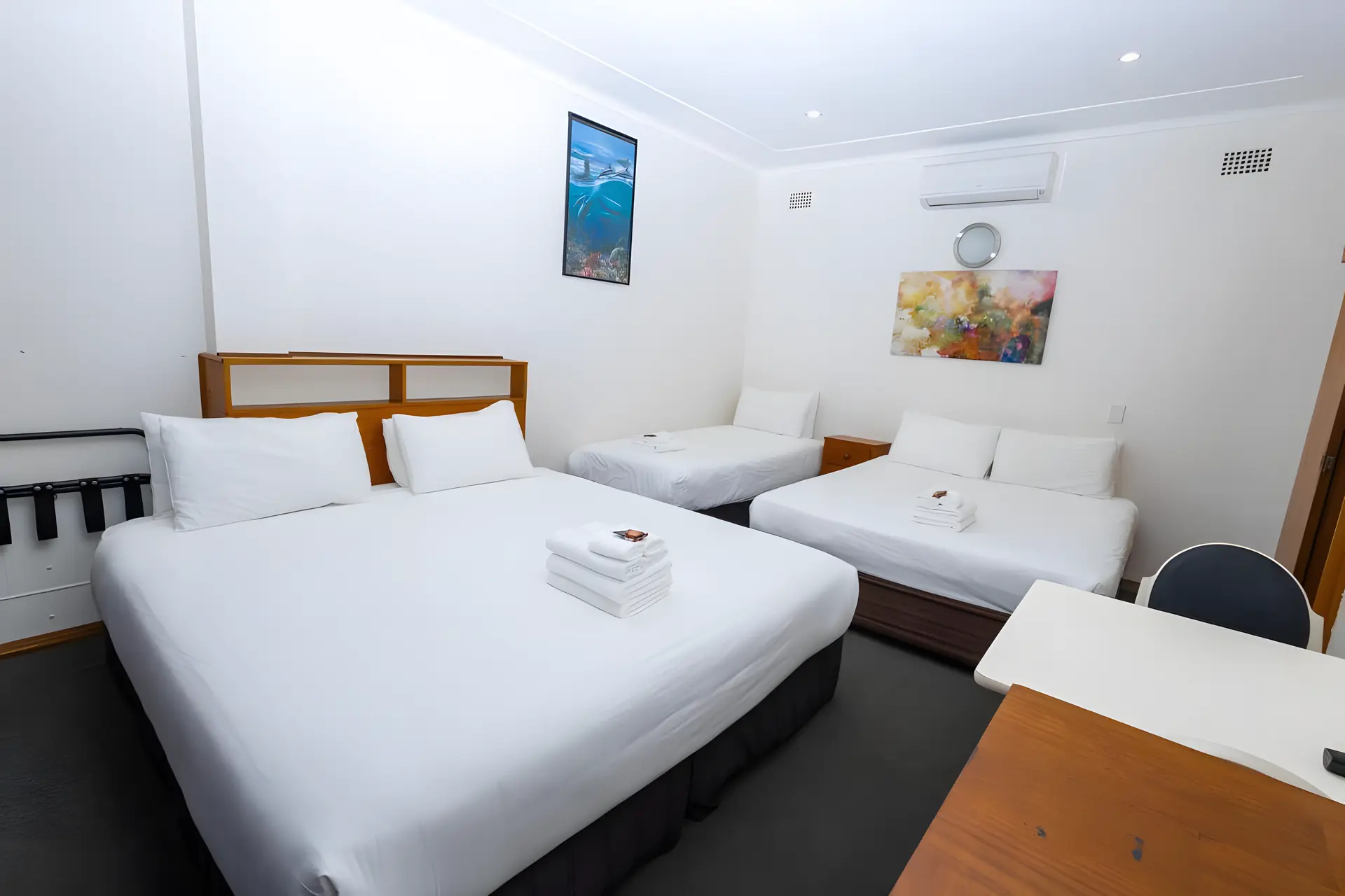 Queen + 1 Double + 1 Single Ensuite Room