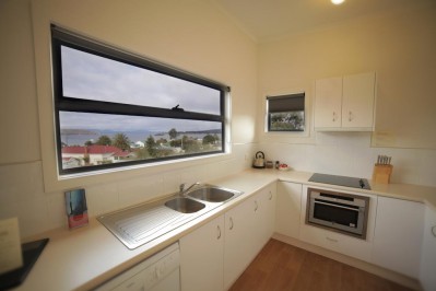 Ocean View Cottage (2 Or More Nights)