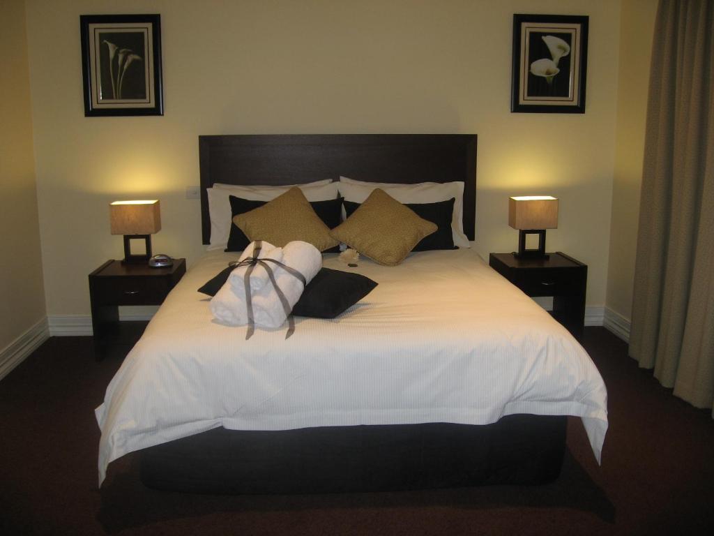 One Bedroom, One Bathroom Cottages