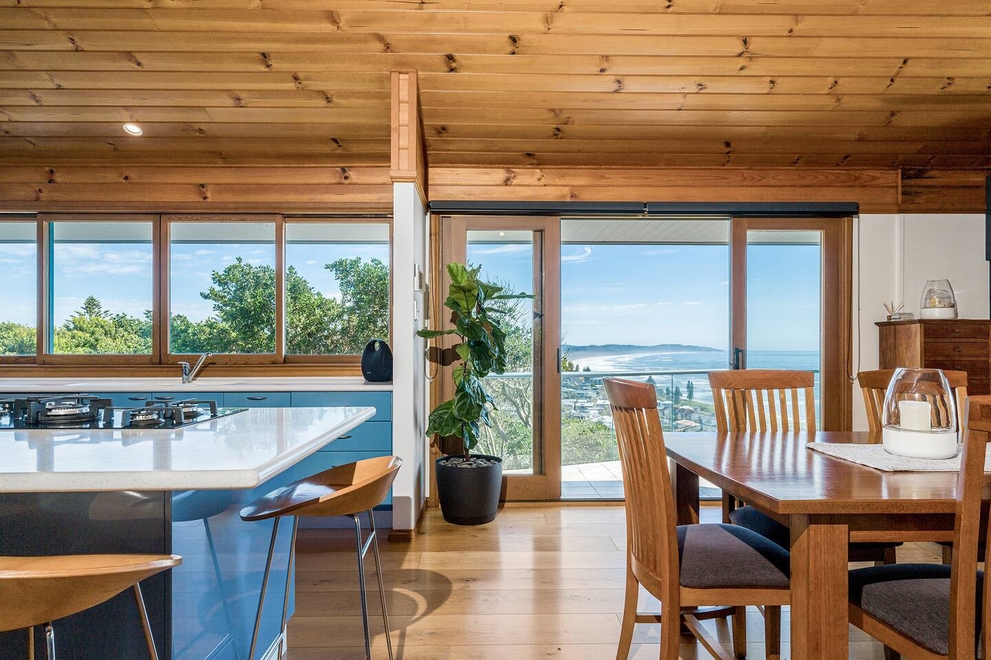 Wave Hill And Pool House