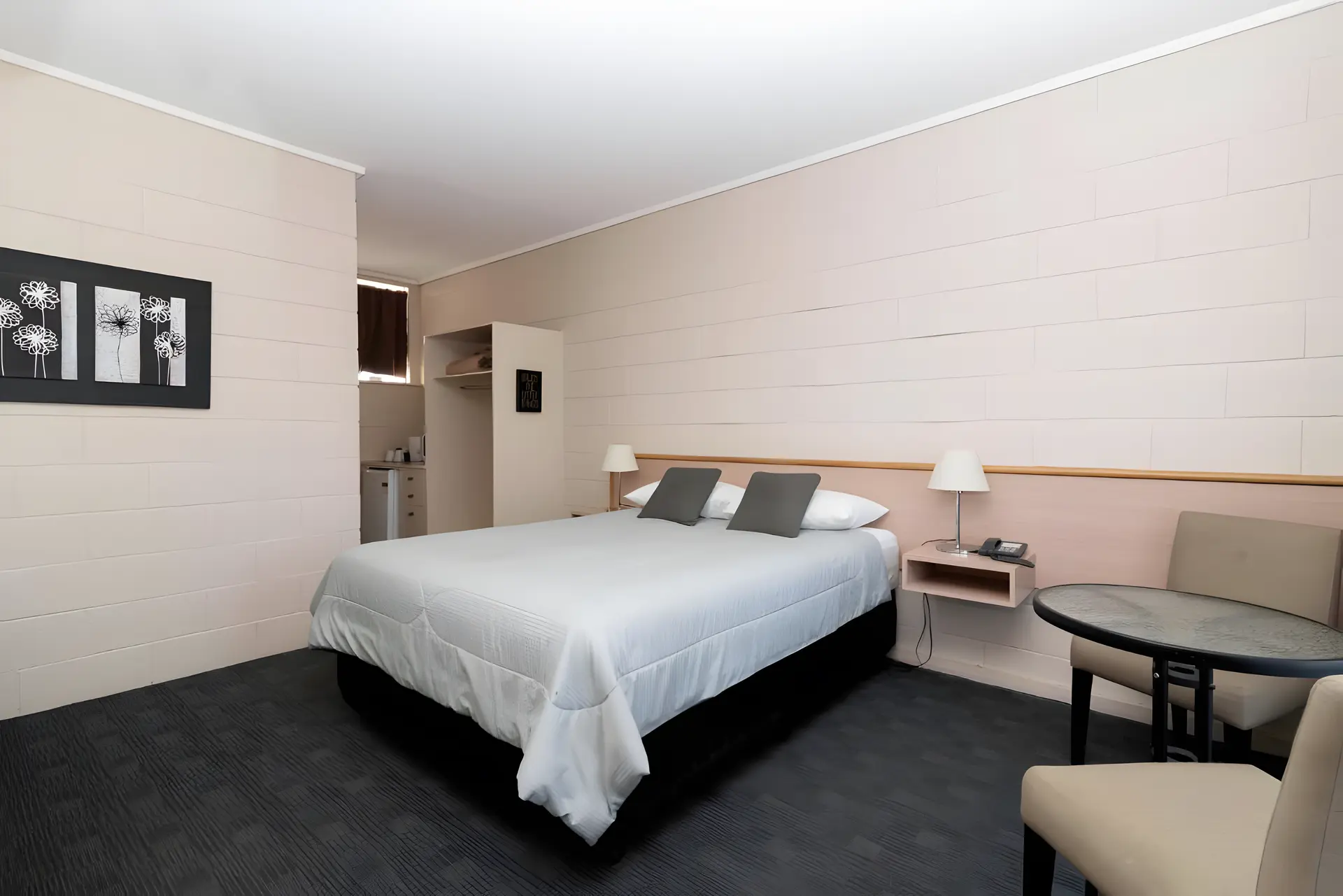 Queen Room