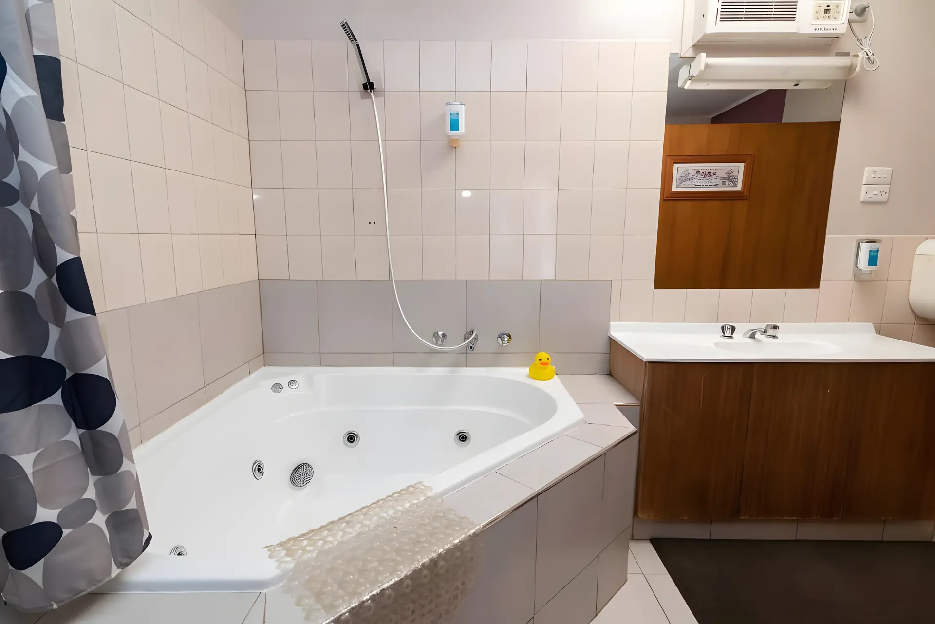 SPA SUITE