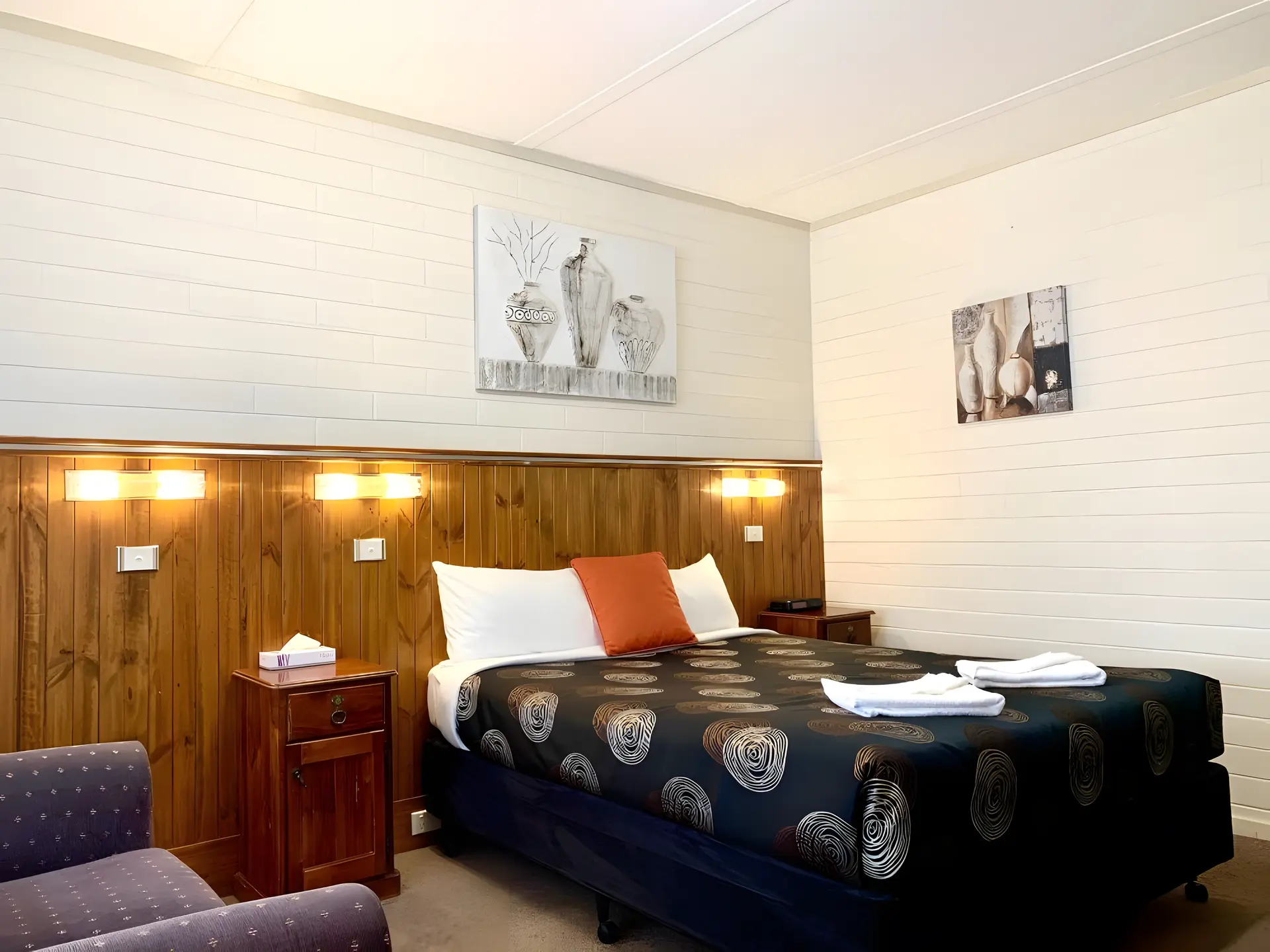 Standard Queen Room Upstairs
