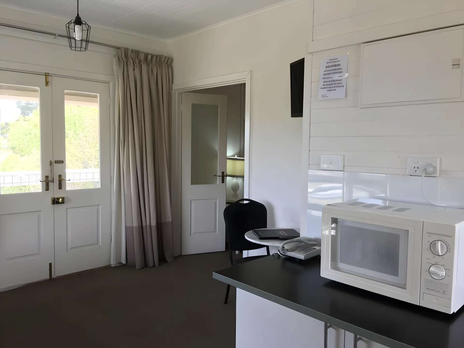 Family Room Economy Large - 2N