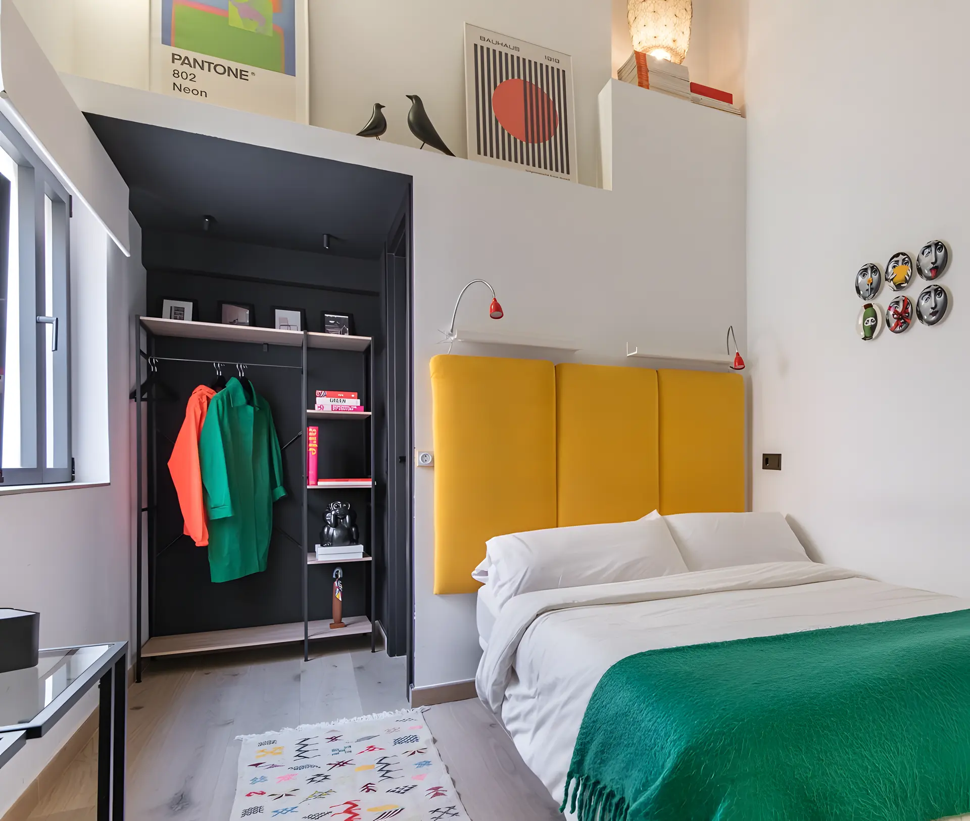3 - Bauhaus