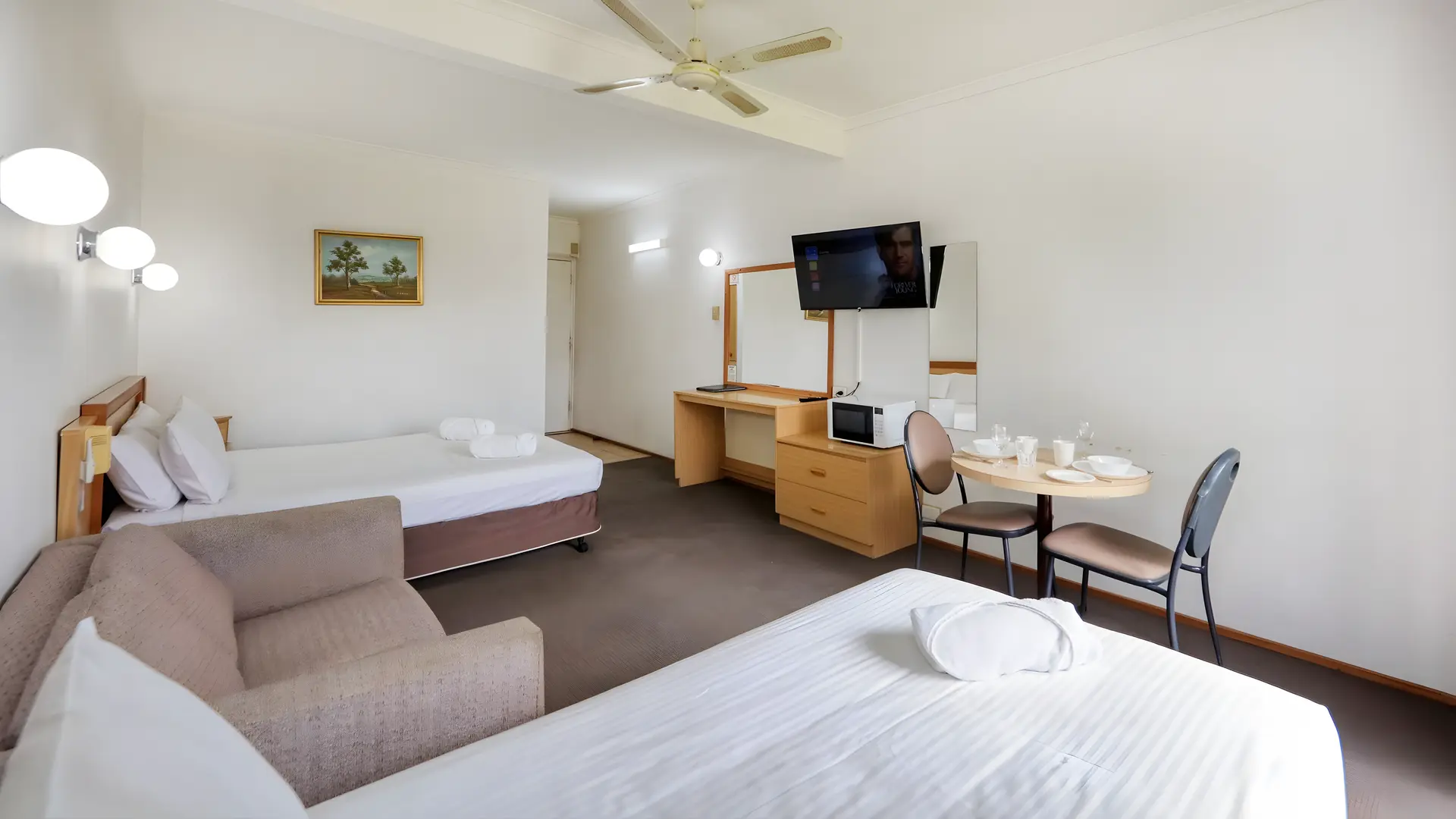 Moonraker Motor Inn
