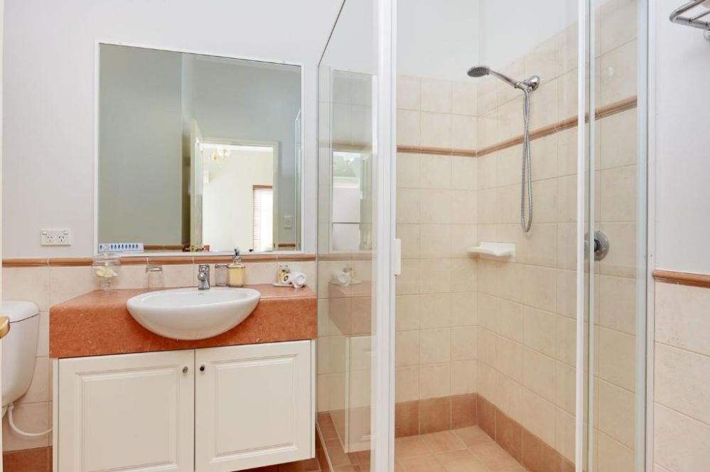 Superior King Twin Single