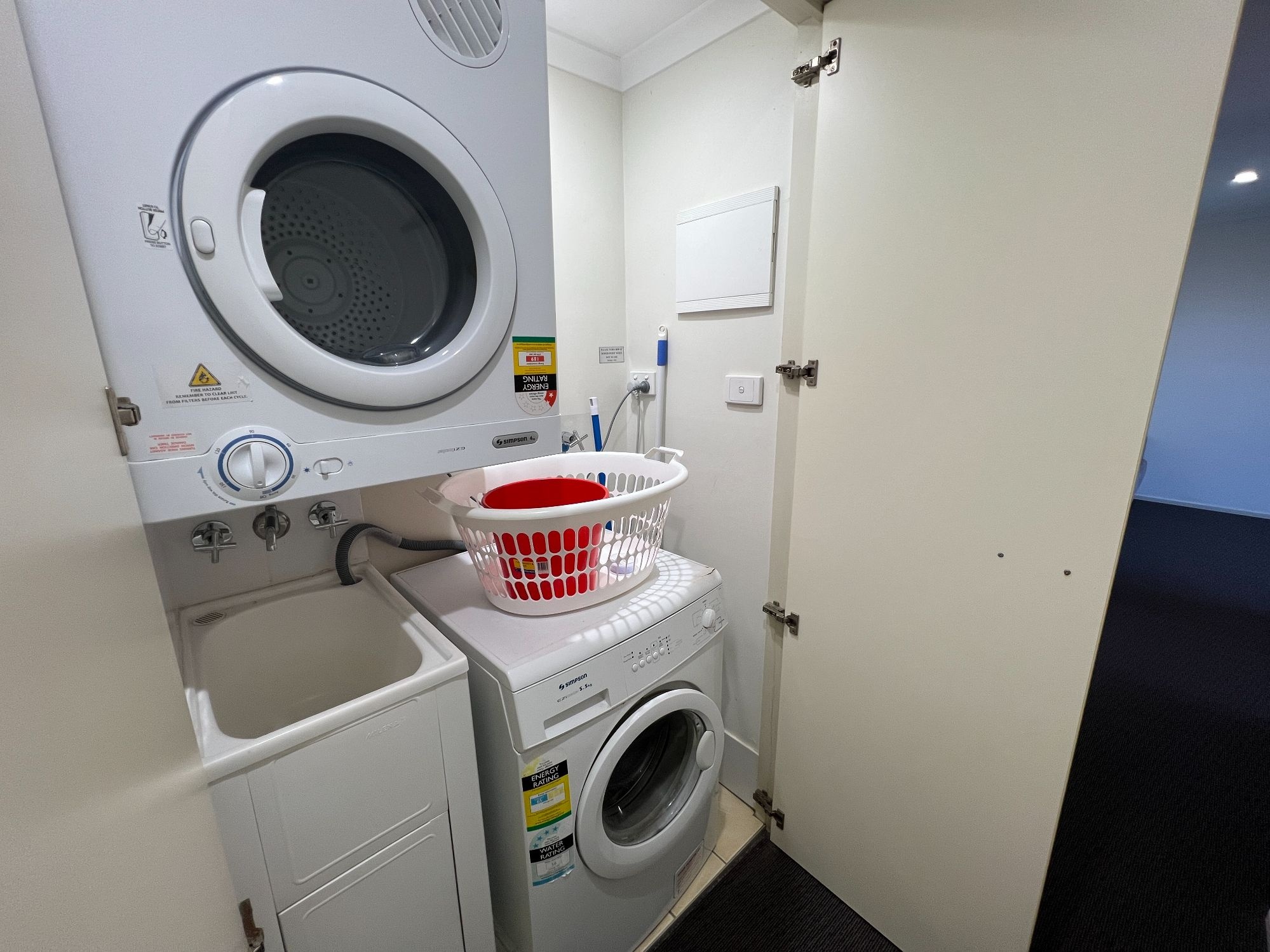 Three-Bedroom Apartment With Walk-In Shower - 1-2 Nights