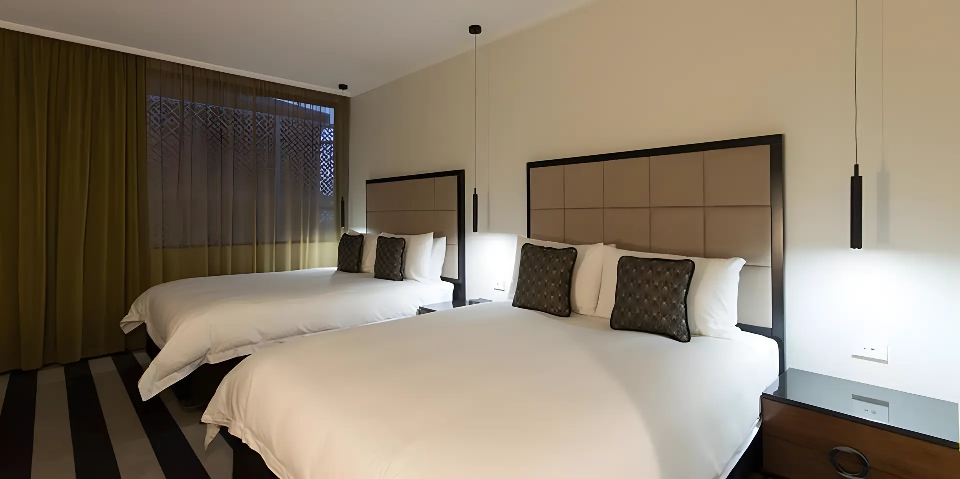 Ellen Hotel