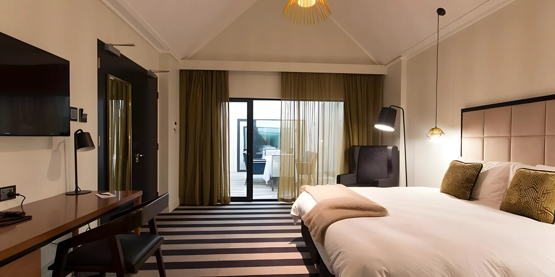 Ellen Hotel
