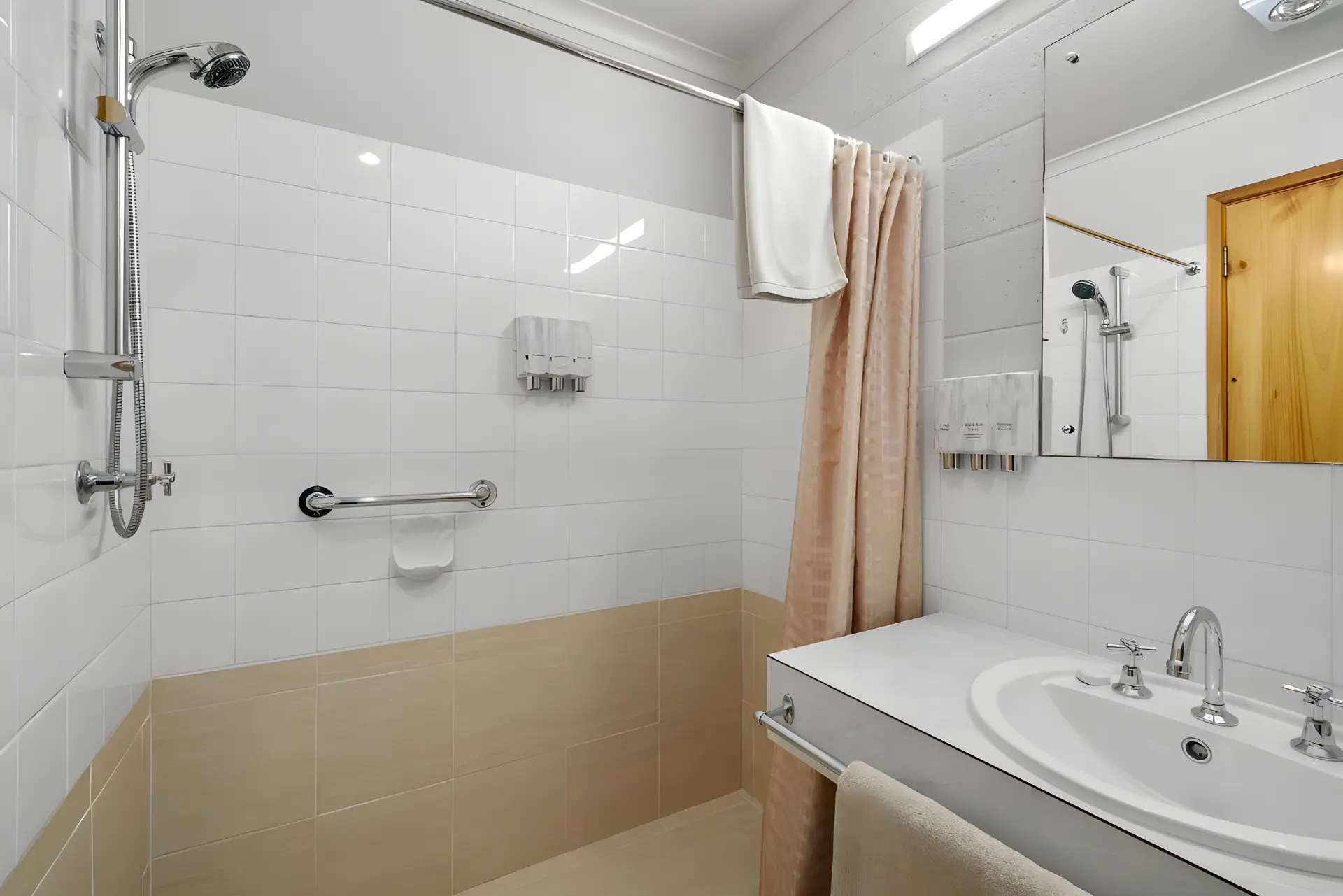 Double Or Twin Room With Extra Bed