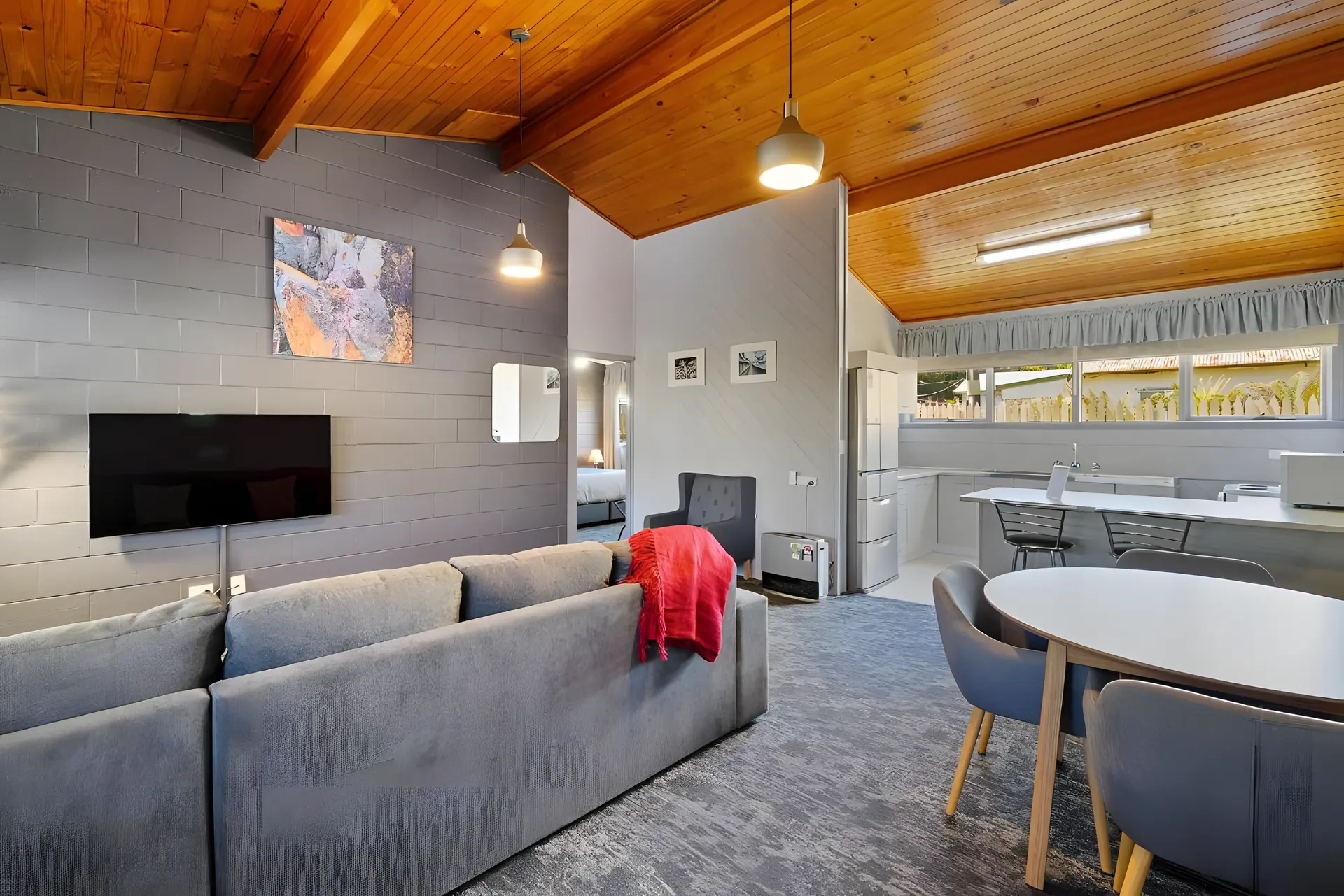 Deluxe Apartment