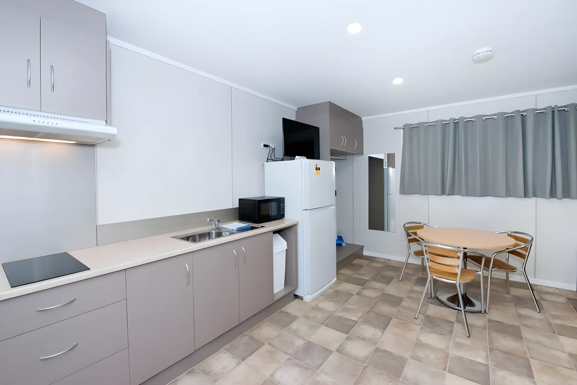 Cabin 18 - Disability Friendly