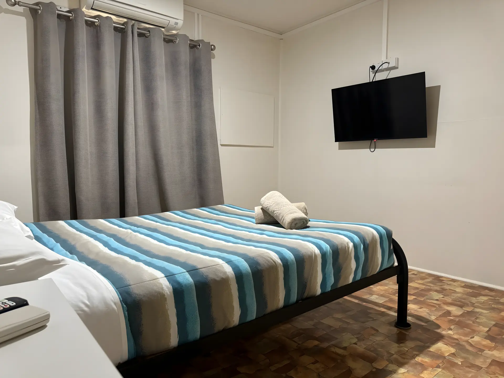 Flat 1