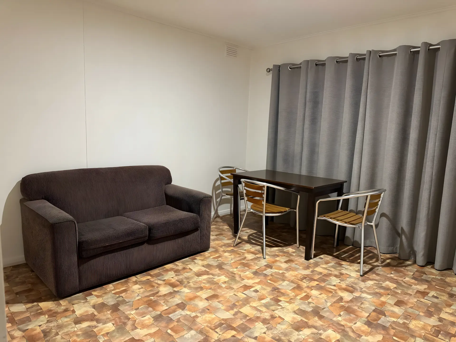 Flat 1