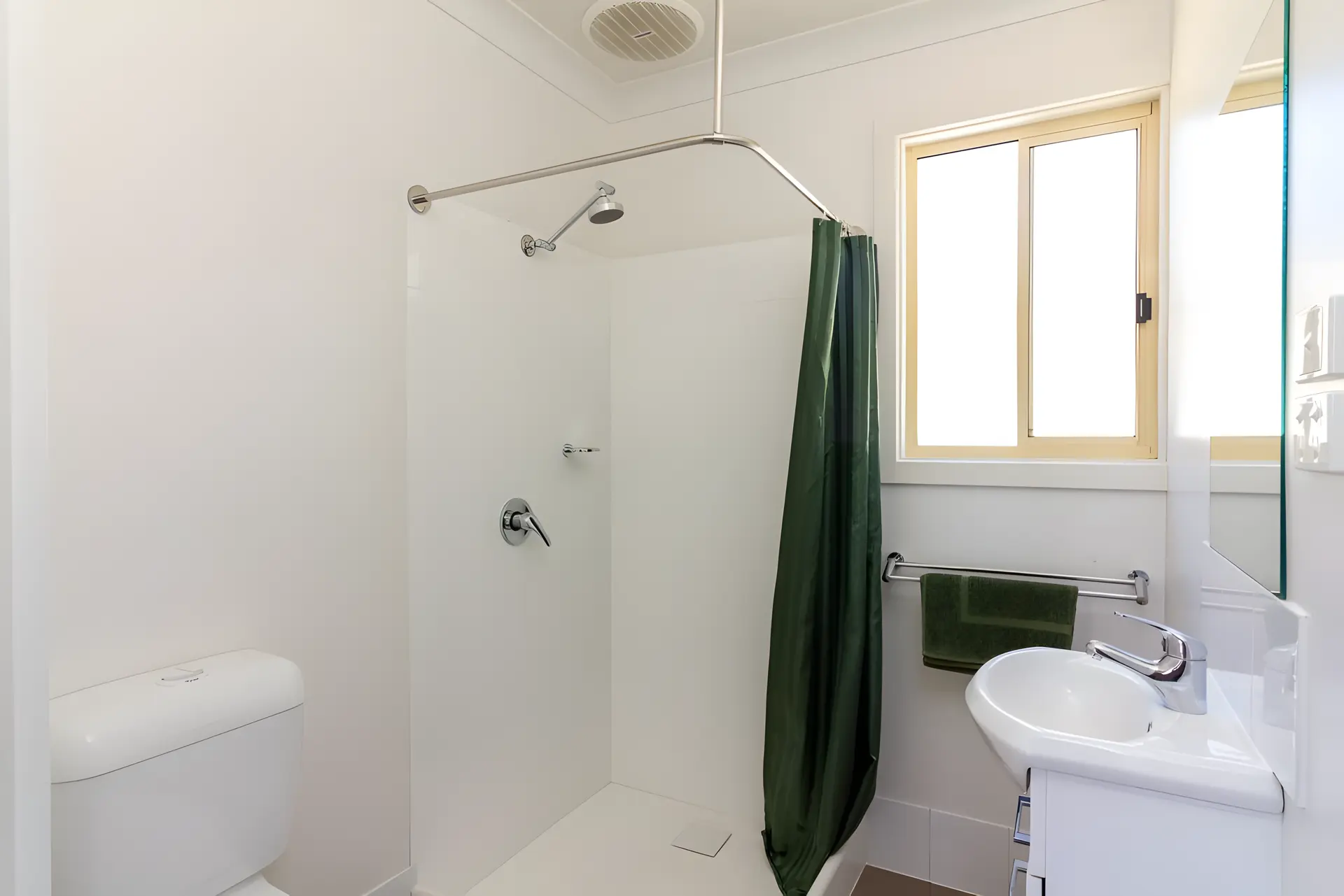 Cabin 6,7&8 - Sleeps 4