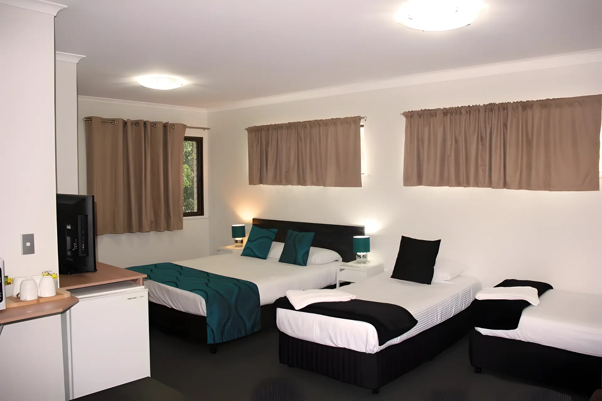 Family Room (T)