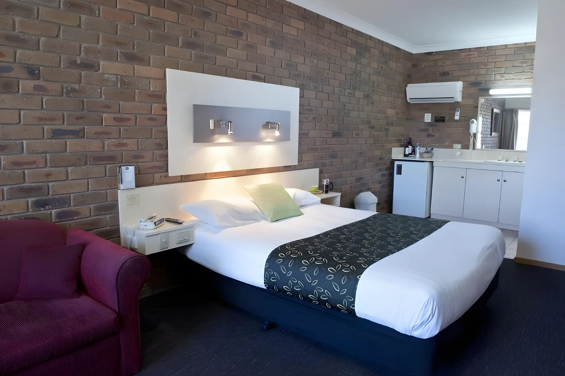 Travellers Rest Motor Inn