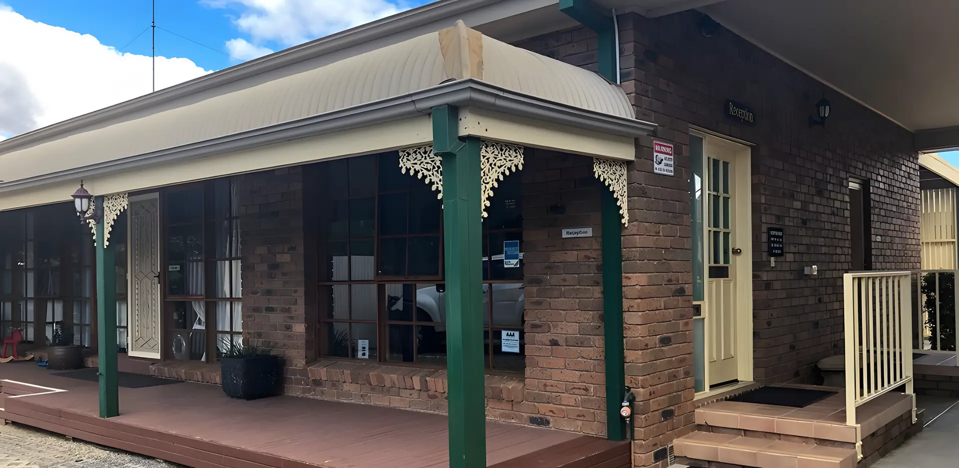 Travellers Rest Motor Inn