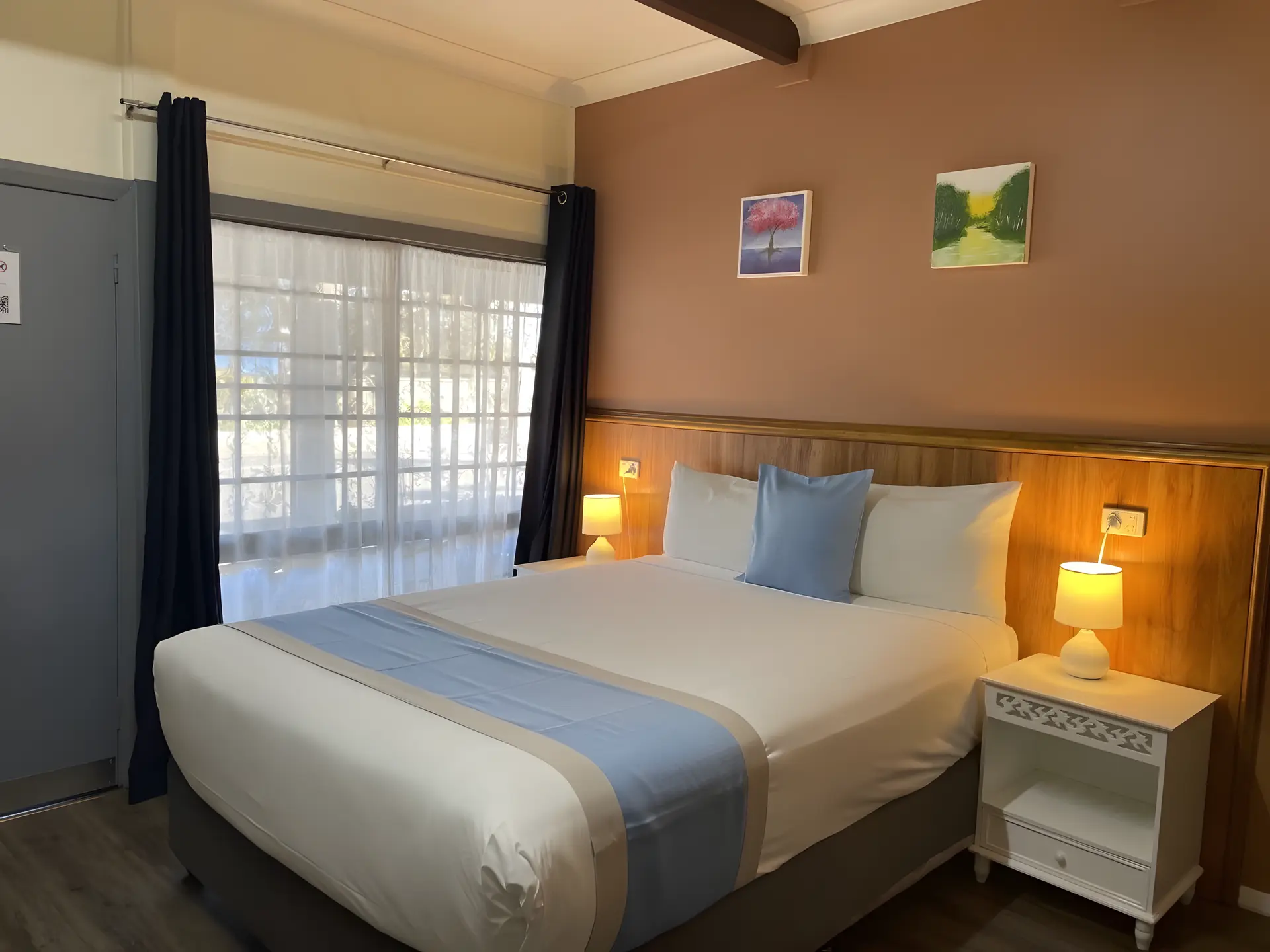 Queen Room