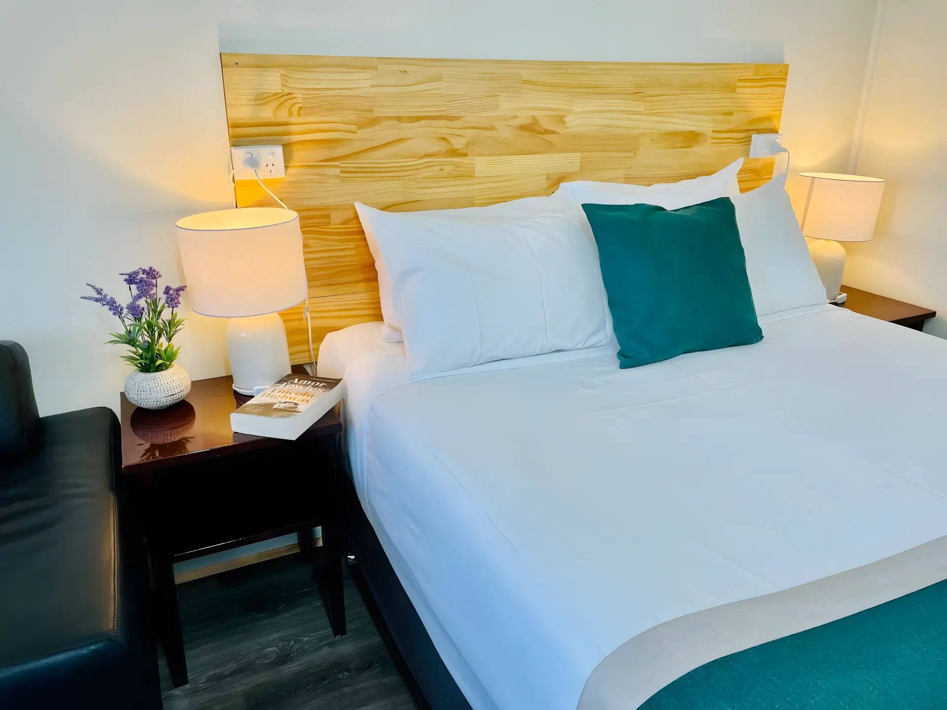 Deluxe Queen Room