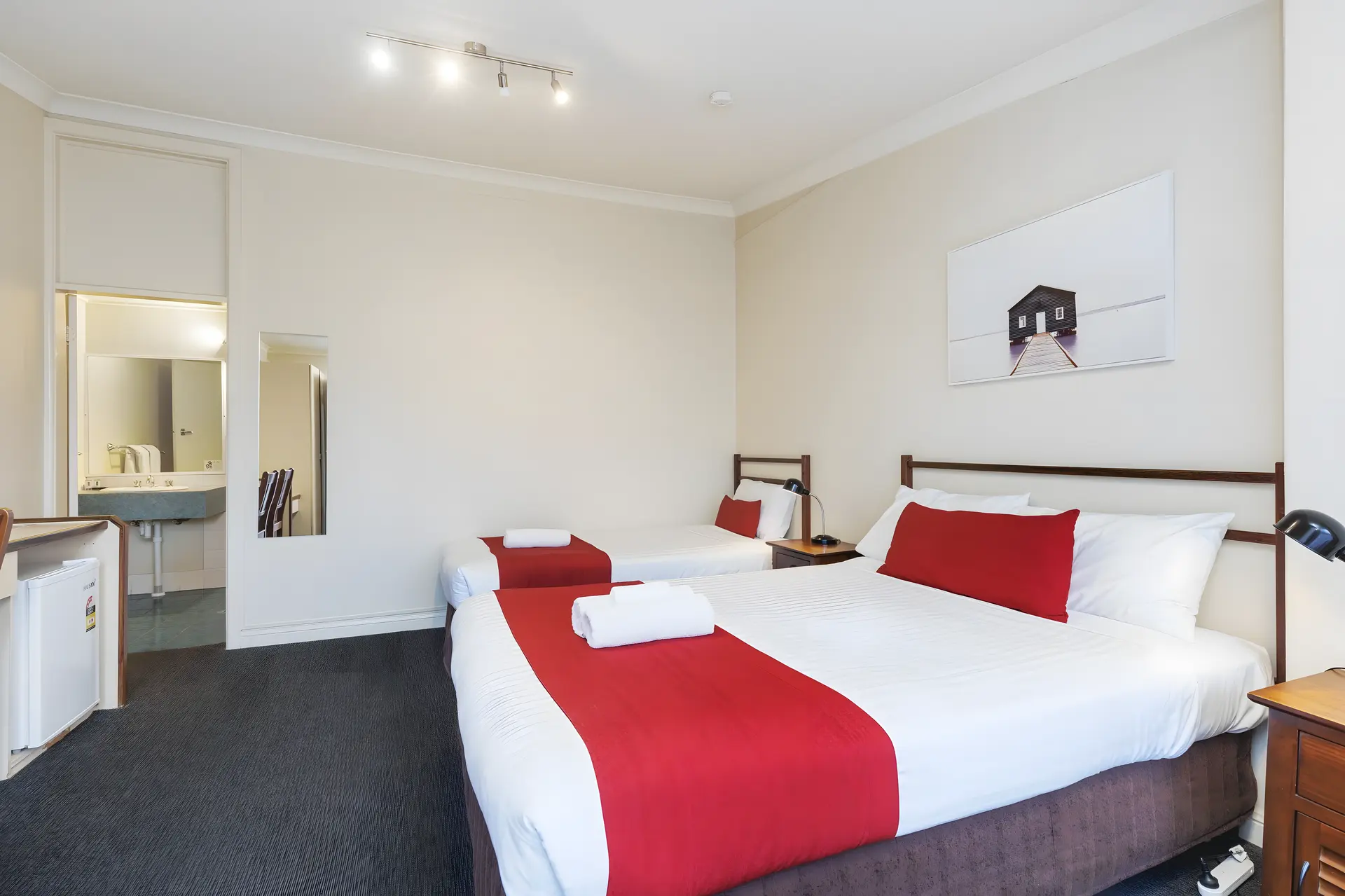Standard Twin Room