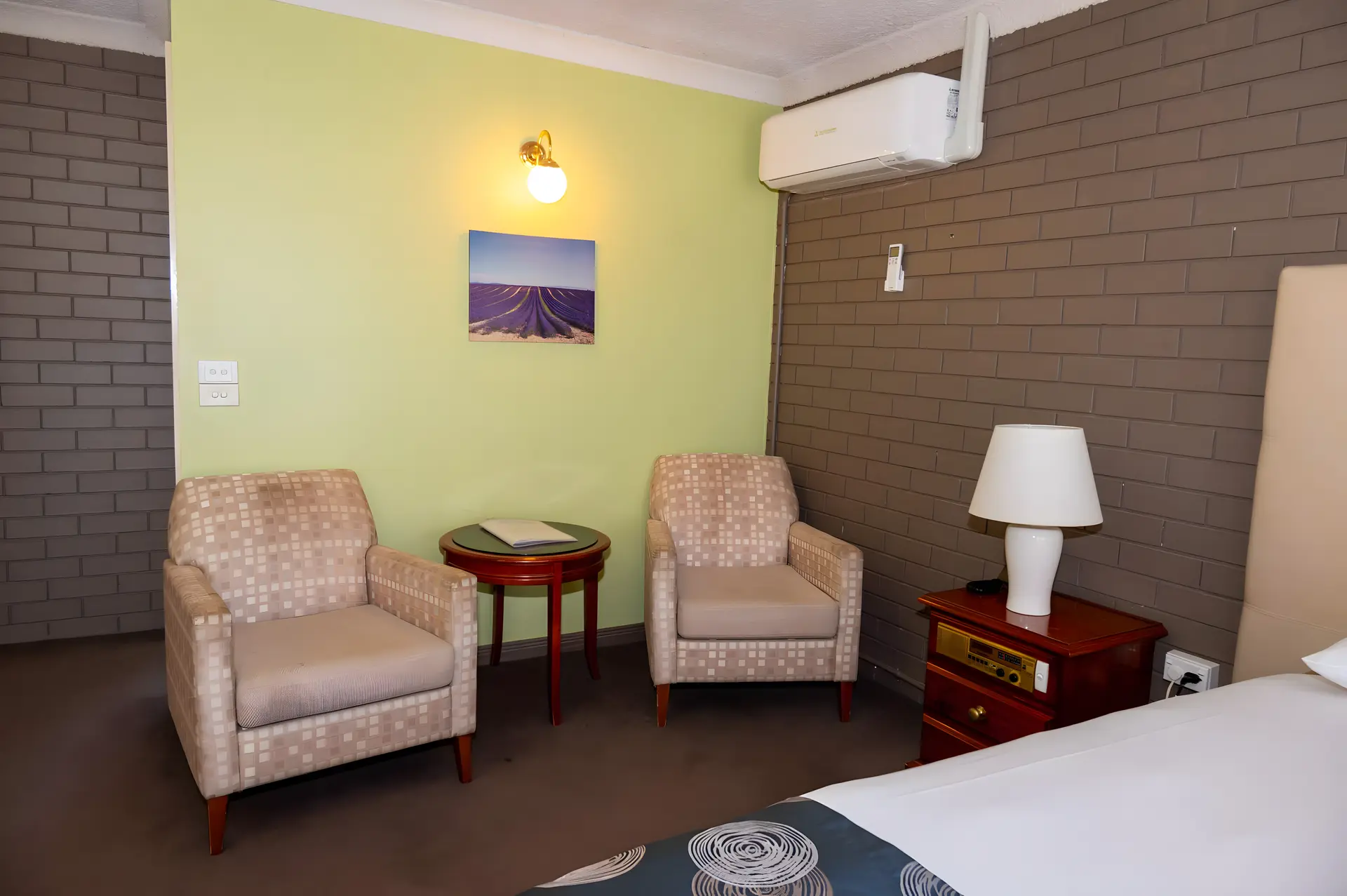 King Room with Spa Bath